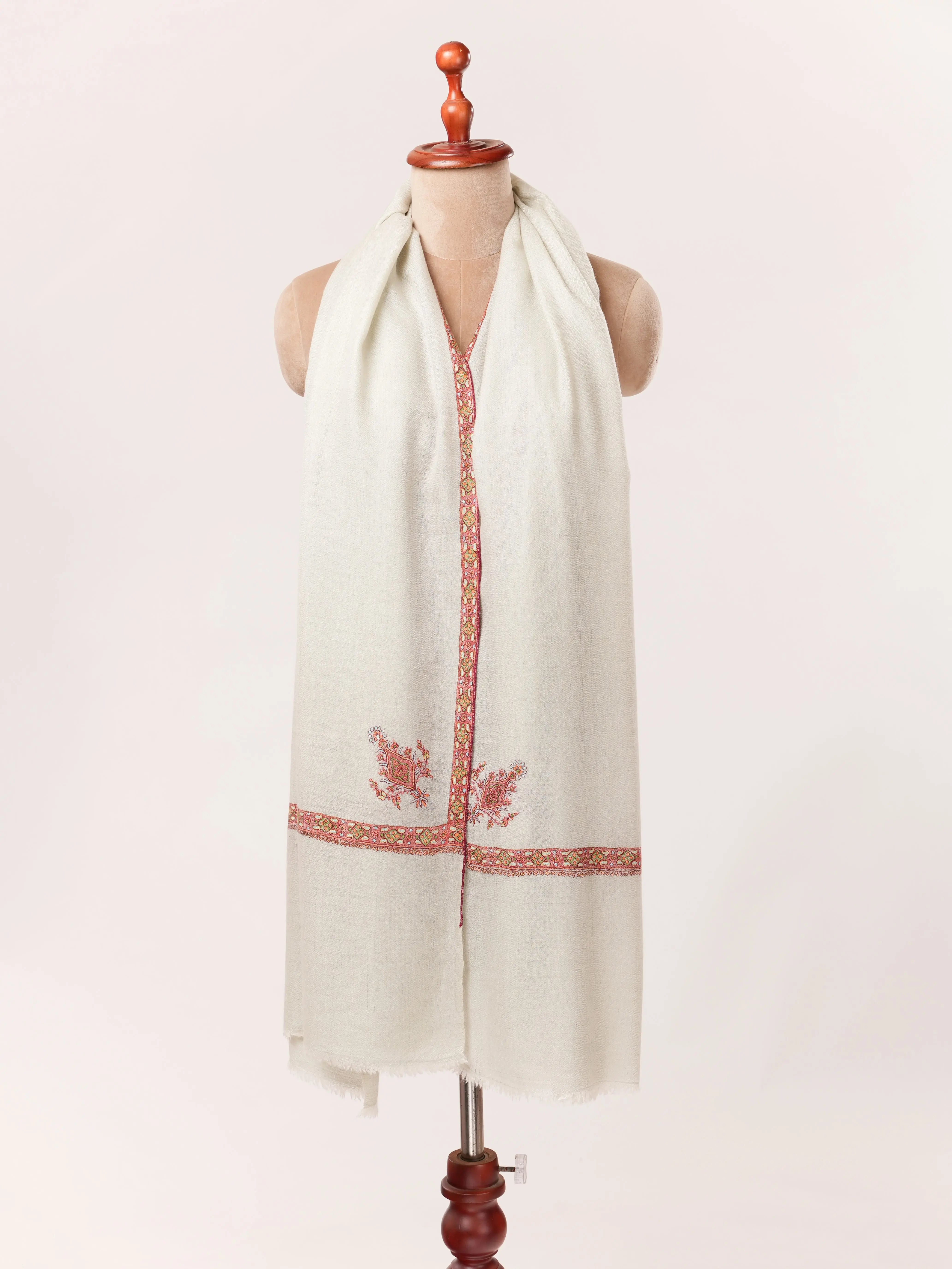 Hashia Kashmiri Handwoven White Pashmina Shawl with Sozni Work Embroidery Shahkaar.com