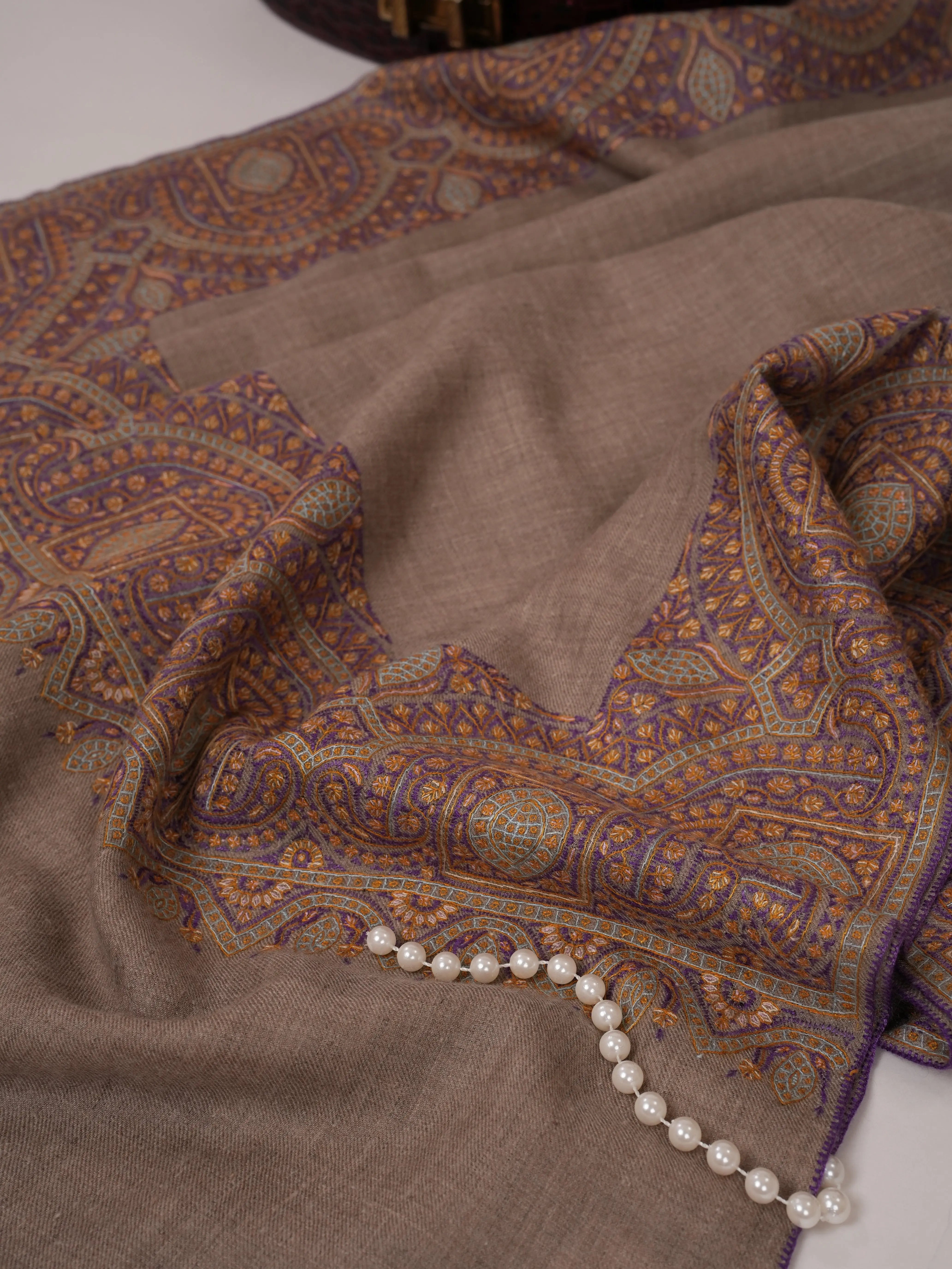 Natural Grey Daurdar Hand Embroidered Pure Pashmina Shawl Shahkaar.com
