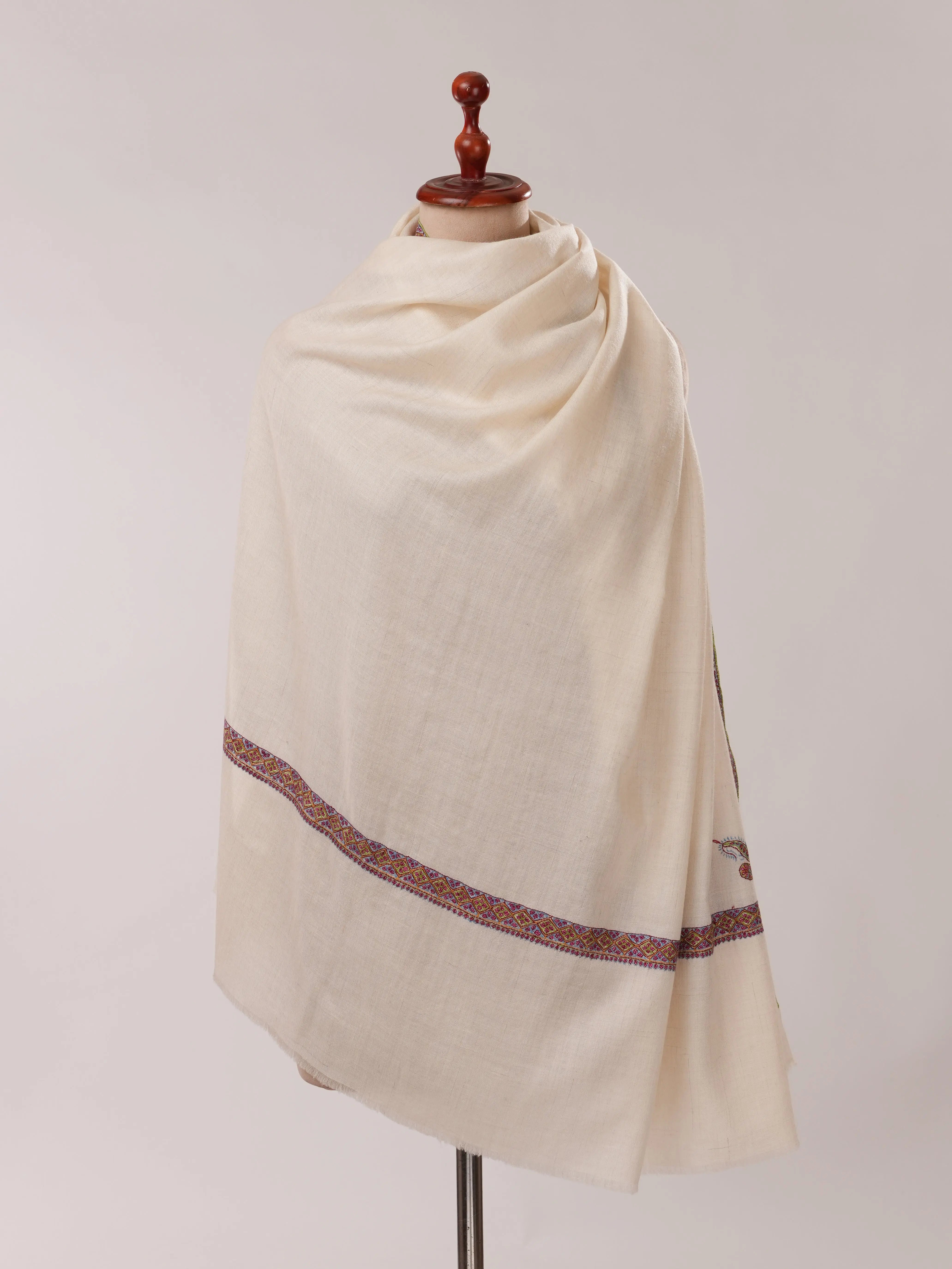 Natural White Pashmina Shawl with Classic Hashia Hand Embroidery Shahkaar.com