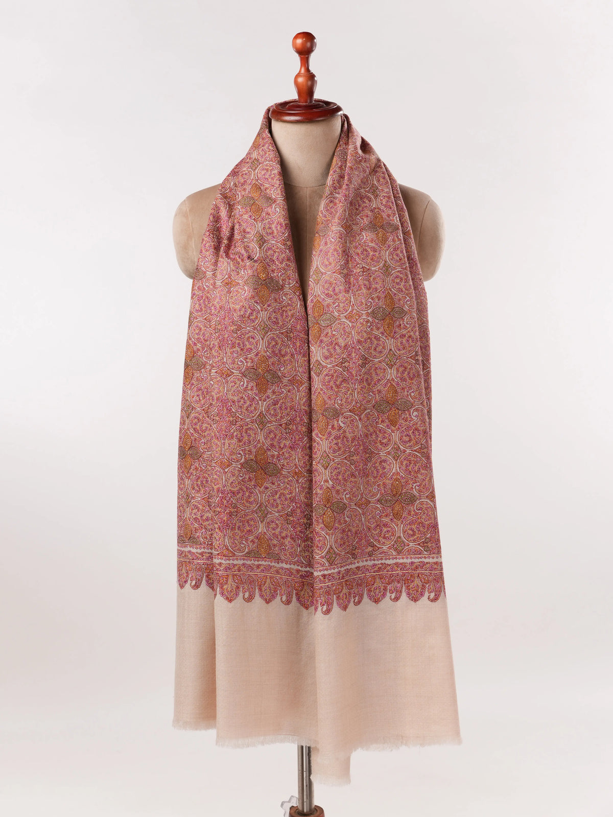 Xale Pashmina artesanal natural com delicado bordado de seda