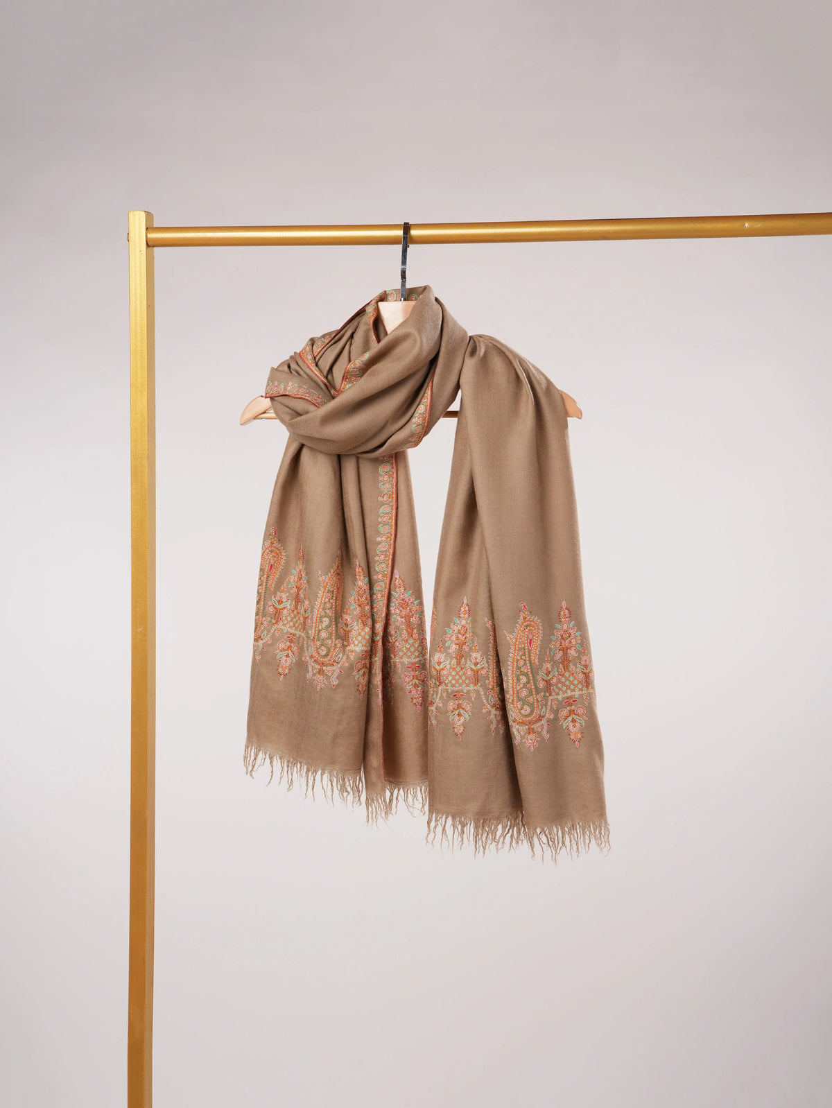 Kashmiri Shawl in Handwoven Beige Pashmina with Sozni Paisley Palldar Embroidery Shahkaar.com