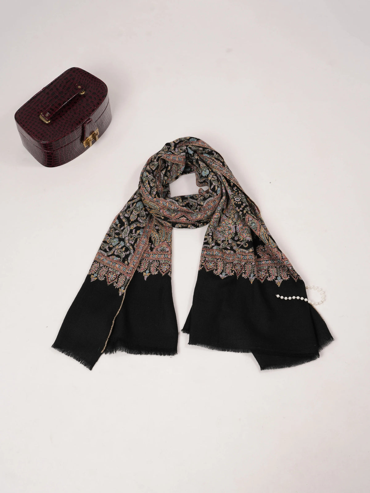 Narin El Nakışlı Jamawar Siyah Pashmina Şal