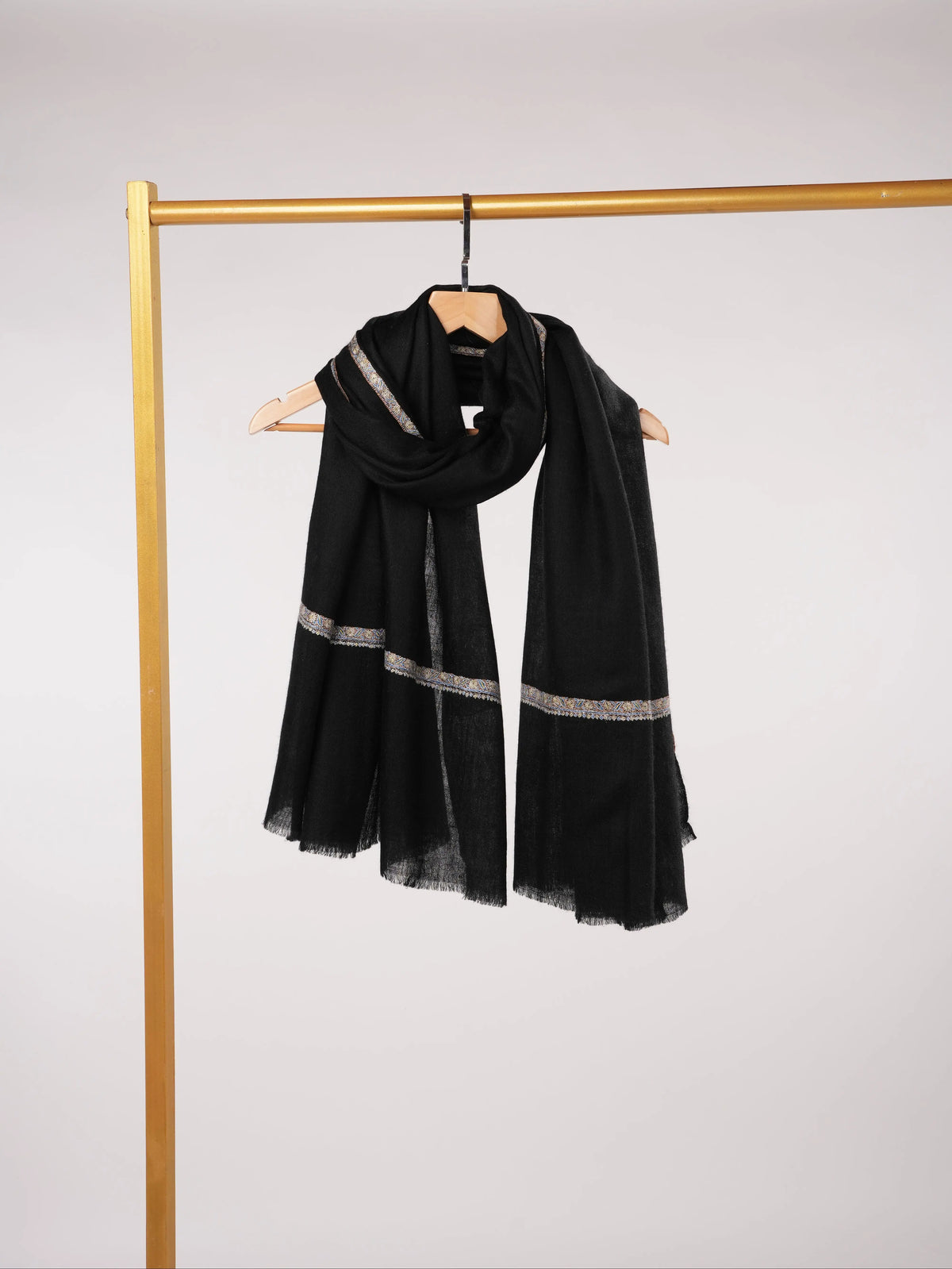 Handwoven Black Kashmiri Pashmina Shawl with Baildar Hand Sozni Embroidery Shahkaar.com