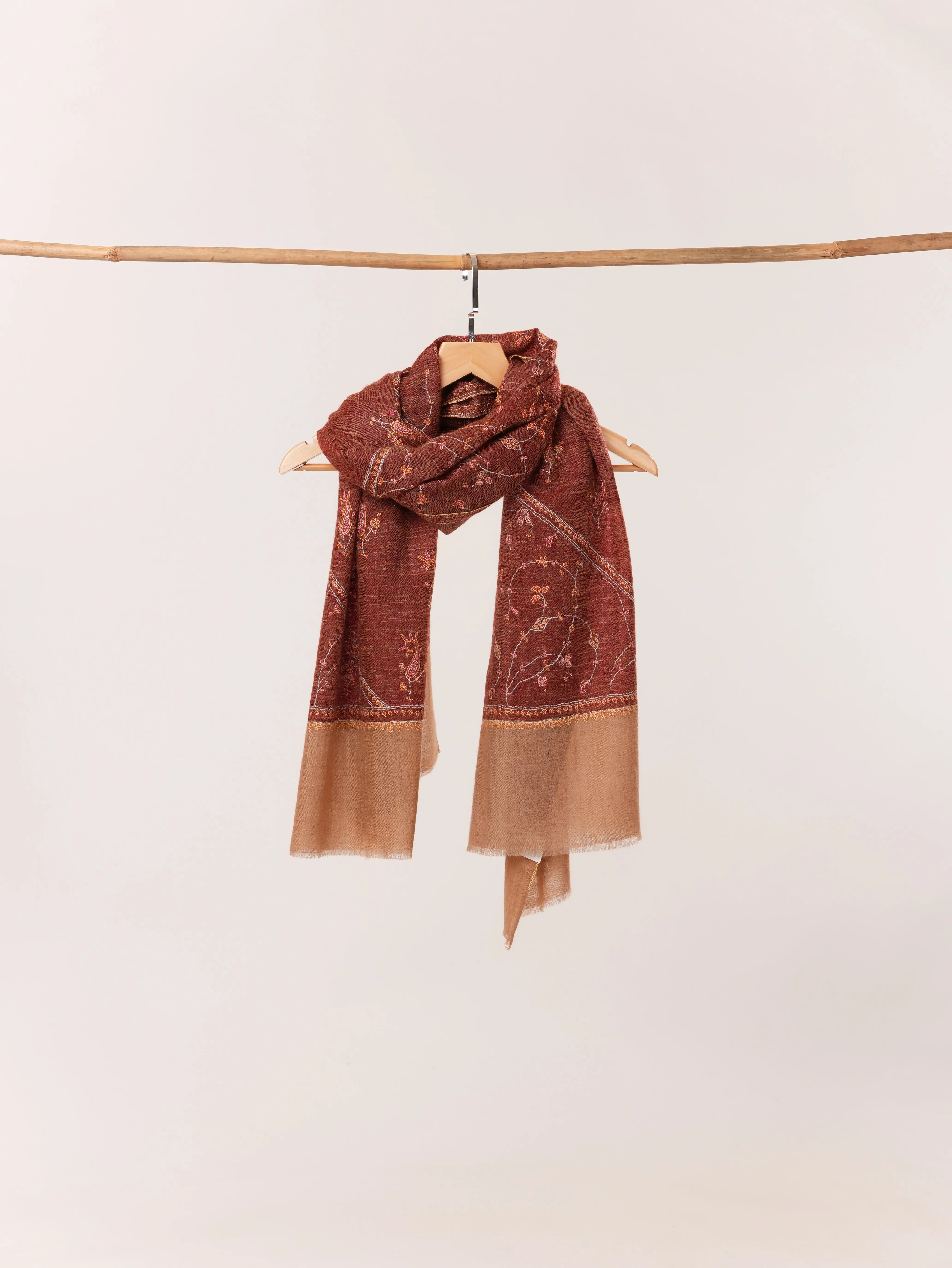 Jali Sozni Embroidery Kashmiri Handwoven Scarf in Cashmere Shahkaar.com