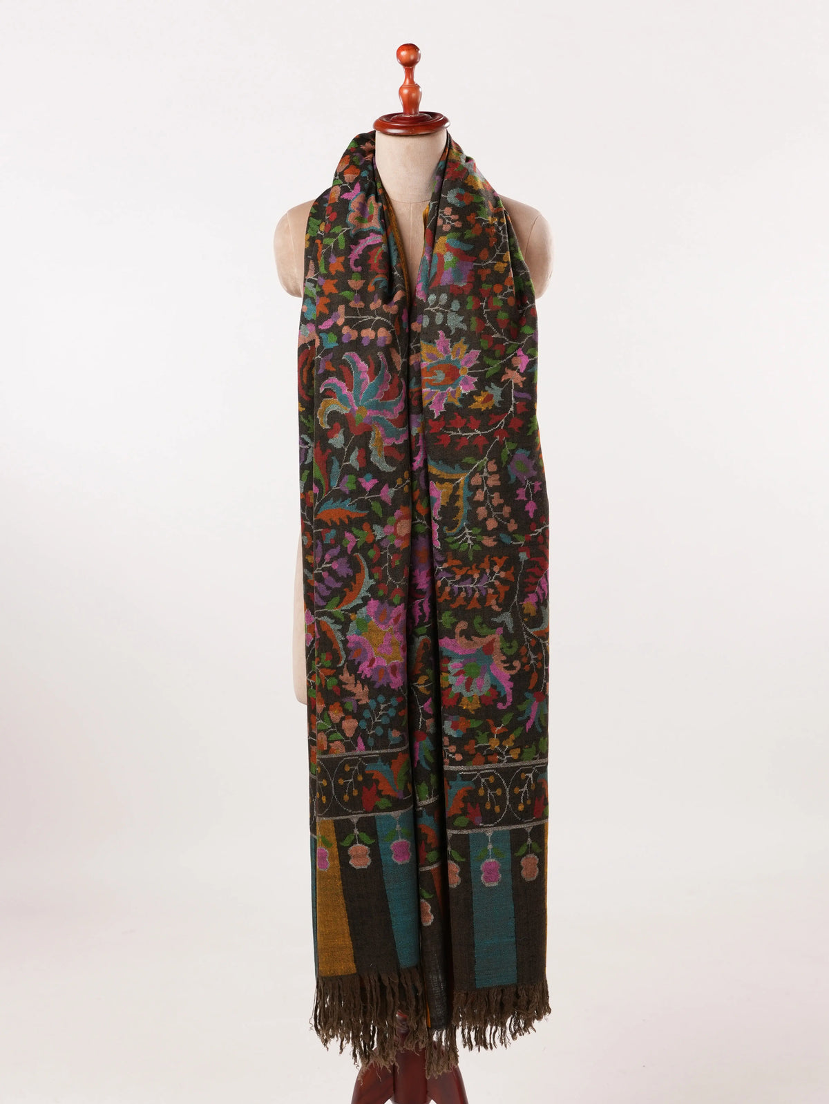 Handspun Oversized Black Handwoven Kani Pashmina Shawl