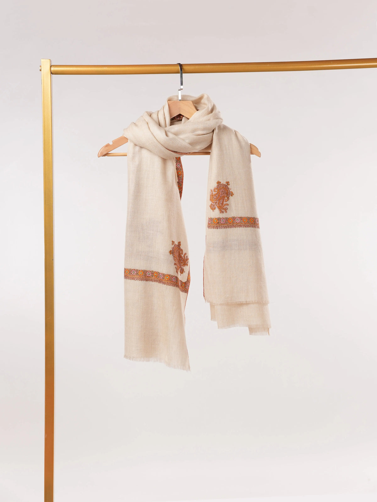 Natural White Handwoven Hashidar Sozni Embroidered Pashmina Shawl