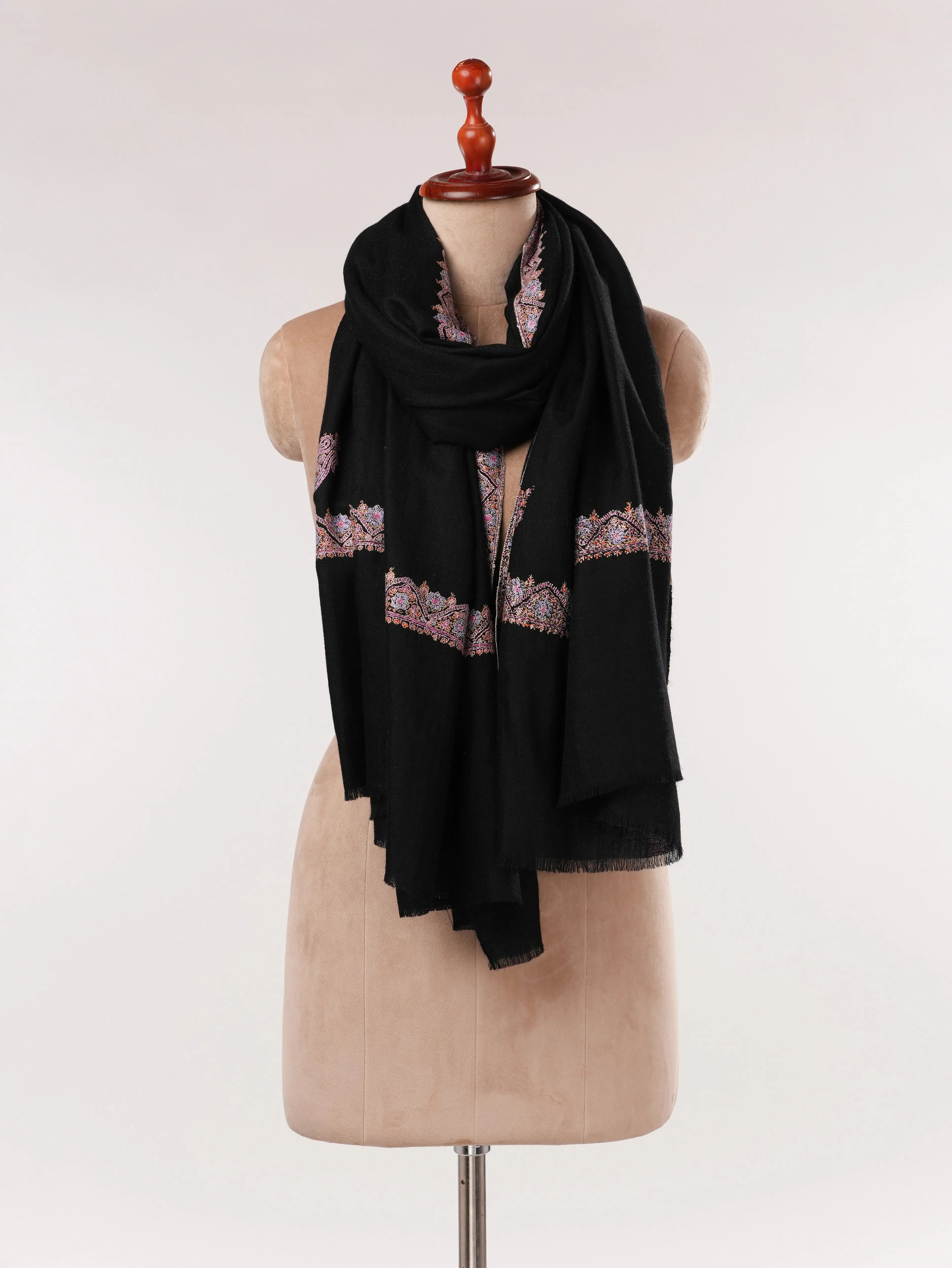 Kashmiri Handwoven Natural White Pashmina Shawl with Hashidar Sozni Embroidery Shahkaar.com