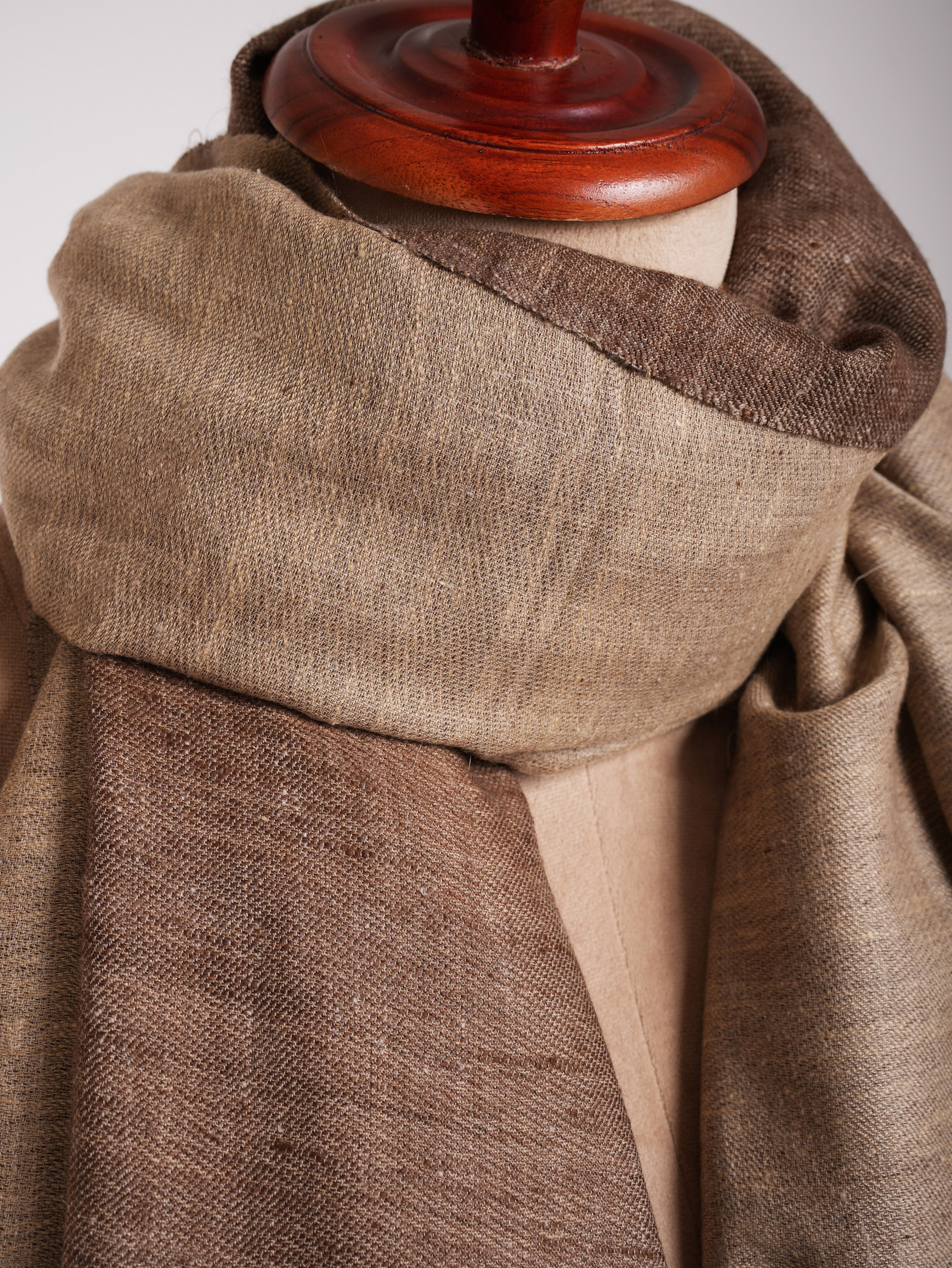Scialle Pashmina a doppia tonalità color caramello caffè e crema