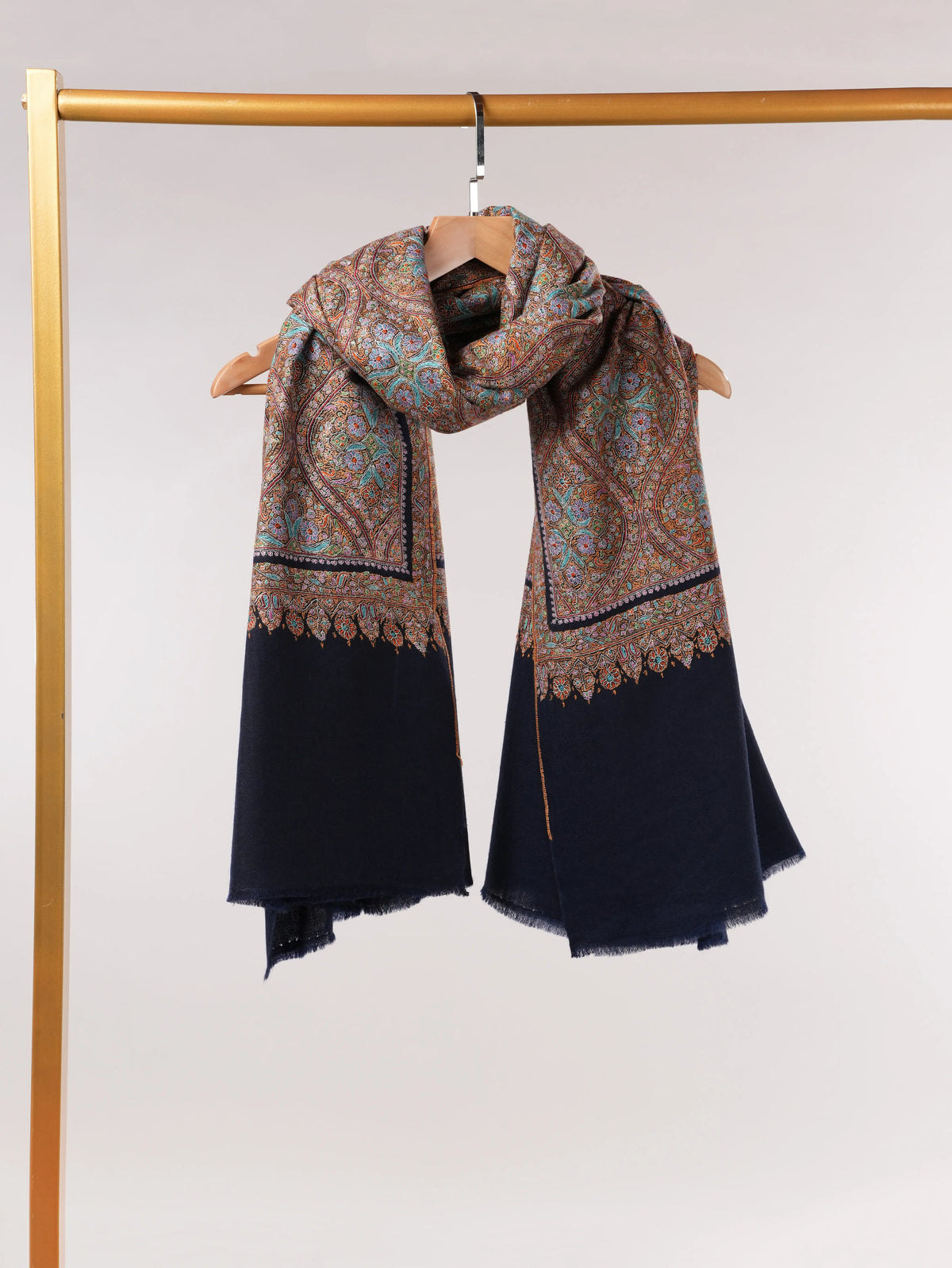 Jamawar El Nakışlı Lacivert Saf Pashmina Şal