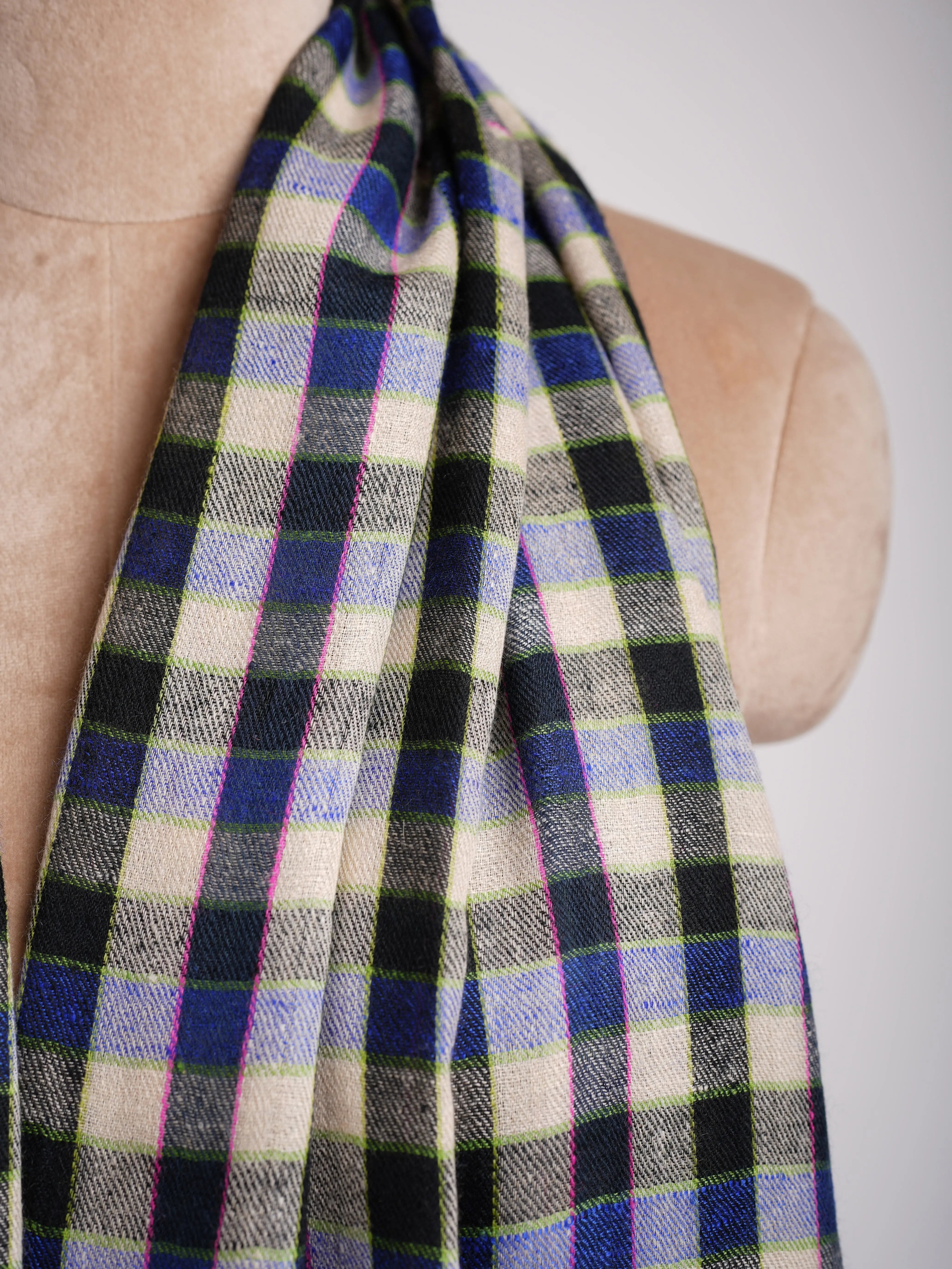 Featherlight Handwoven Artistic Cashmere Scarf Shahkaar