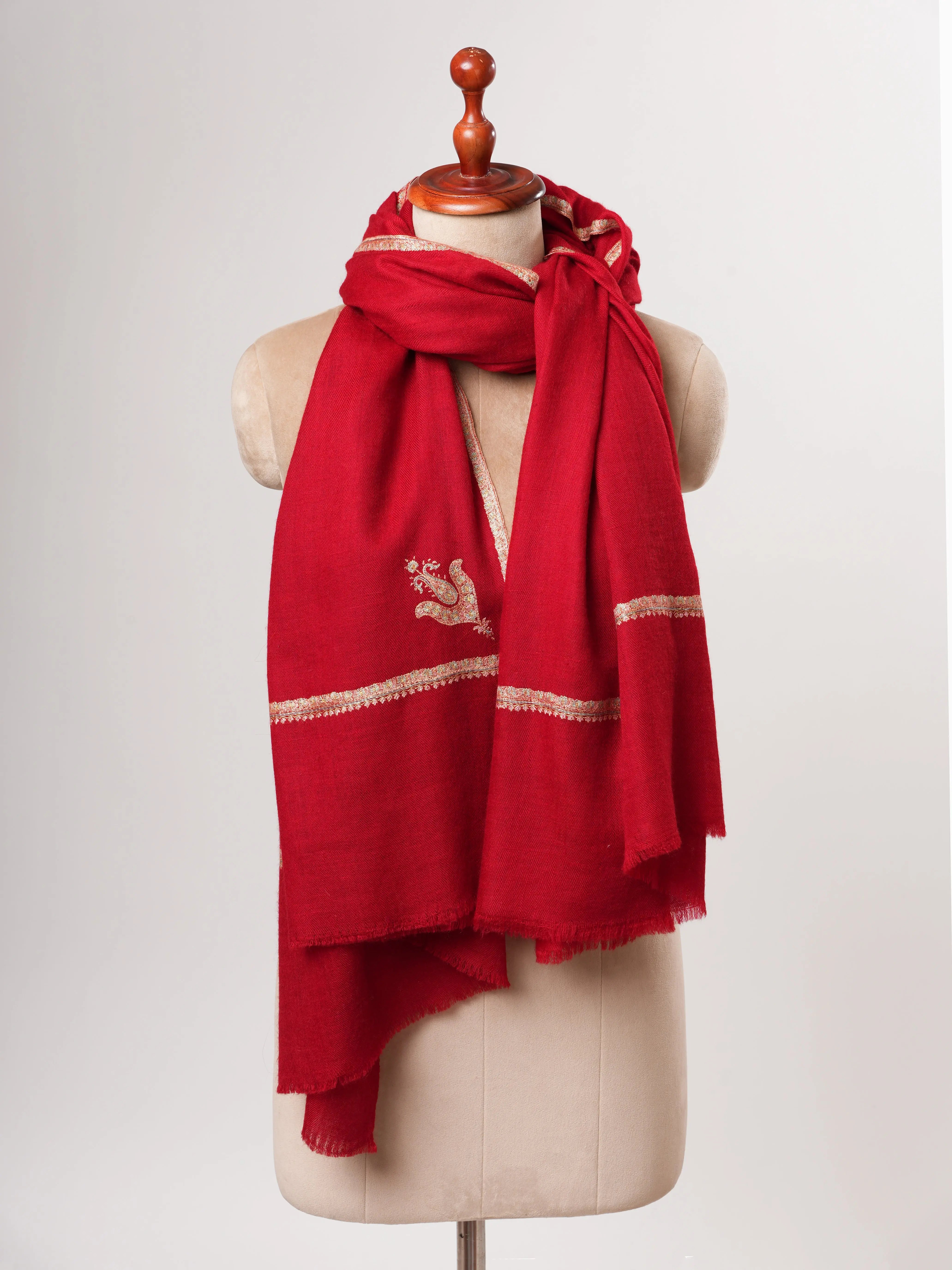 Bail Embroidered Soft Kashmiri Pashmina Shawl – Elegant Handwoven Luxury Shahkaar