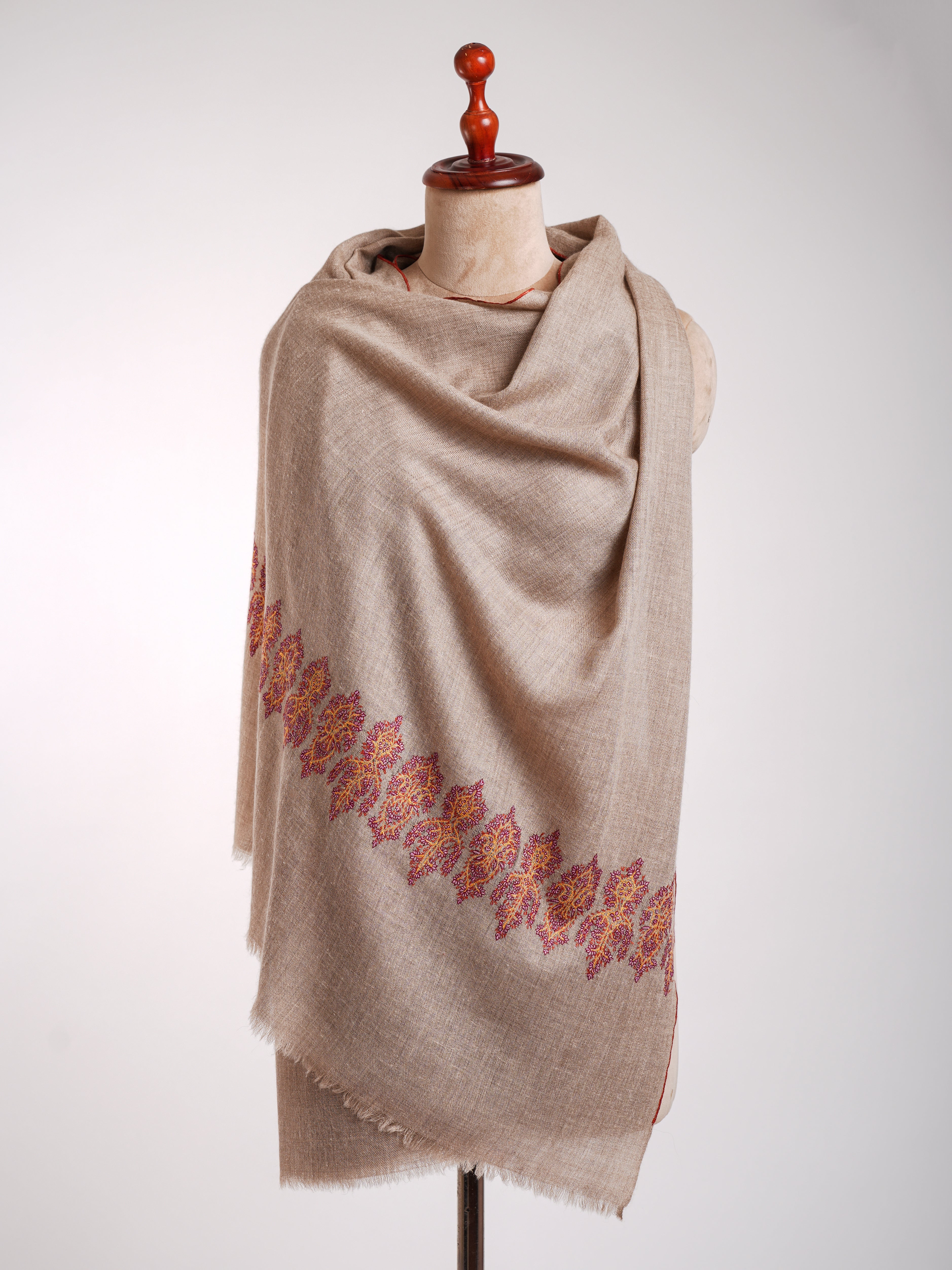 Natural Grey Palla Embroidered Kashmiri Cashmere Stole Shahkaar