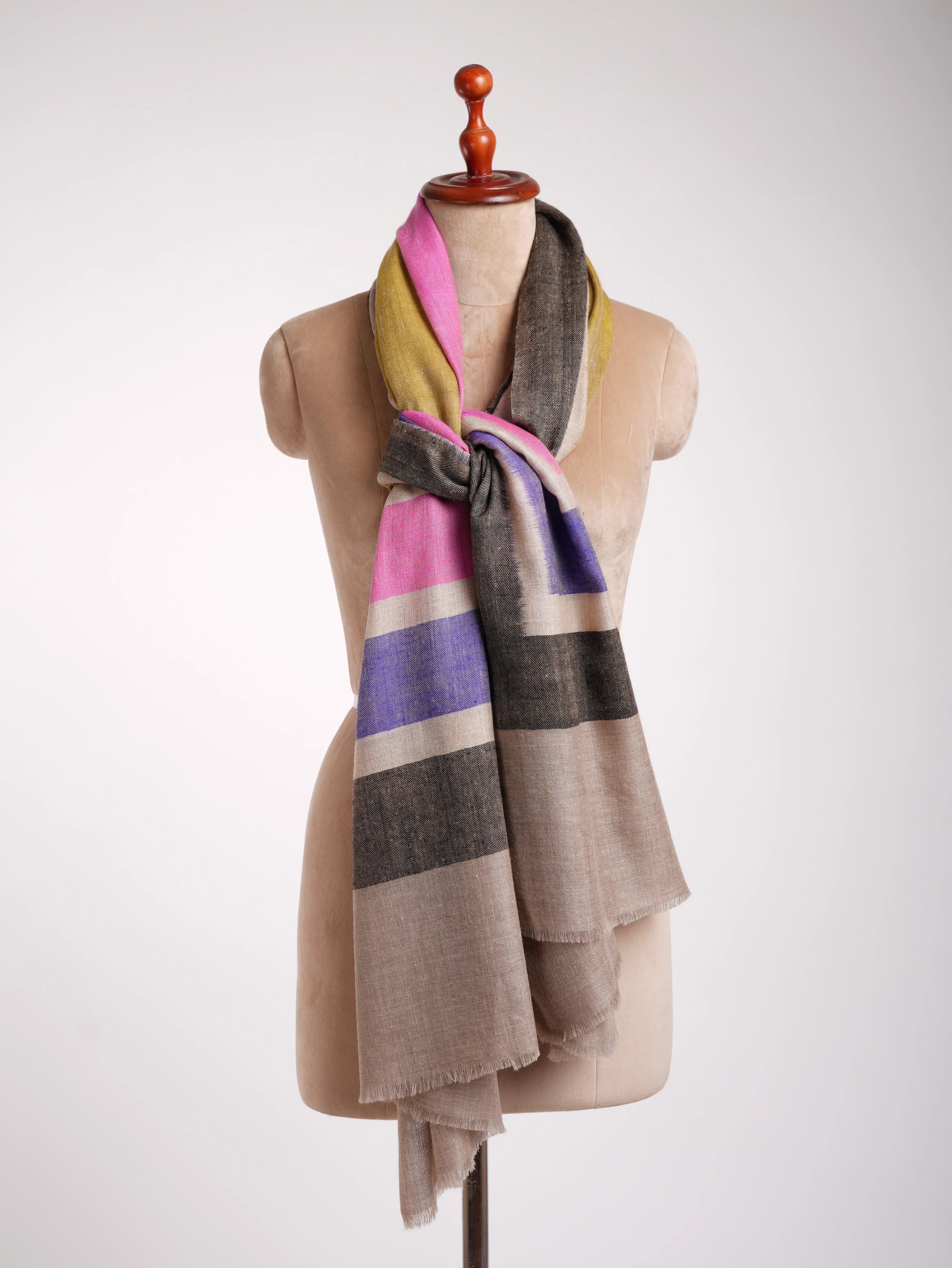 Artisan Crafted Baby Soft Ikat Handloomed Pashmina Shawl Shahkaar