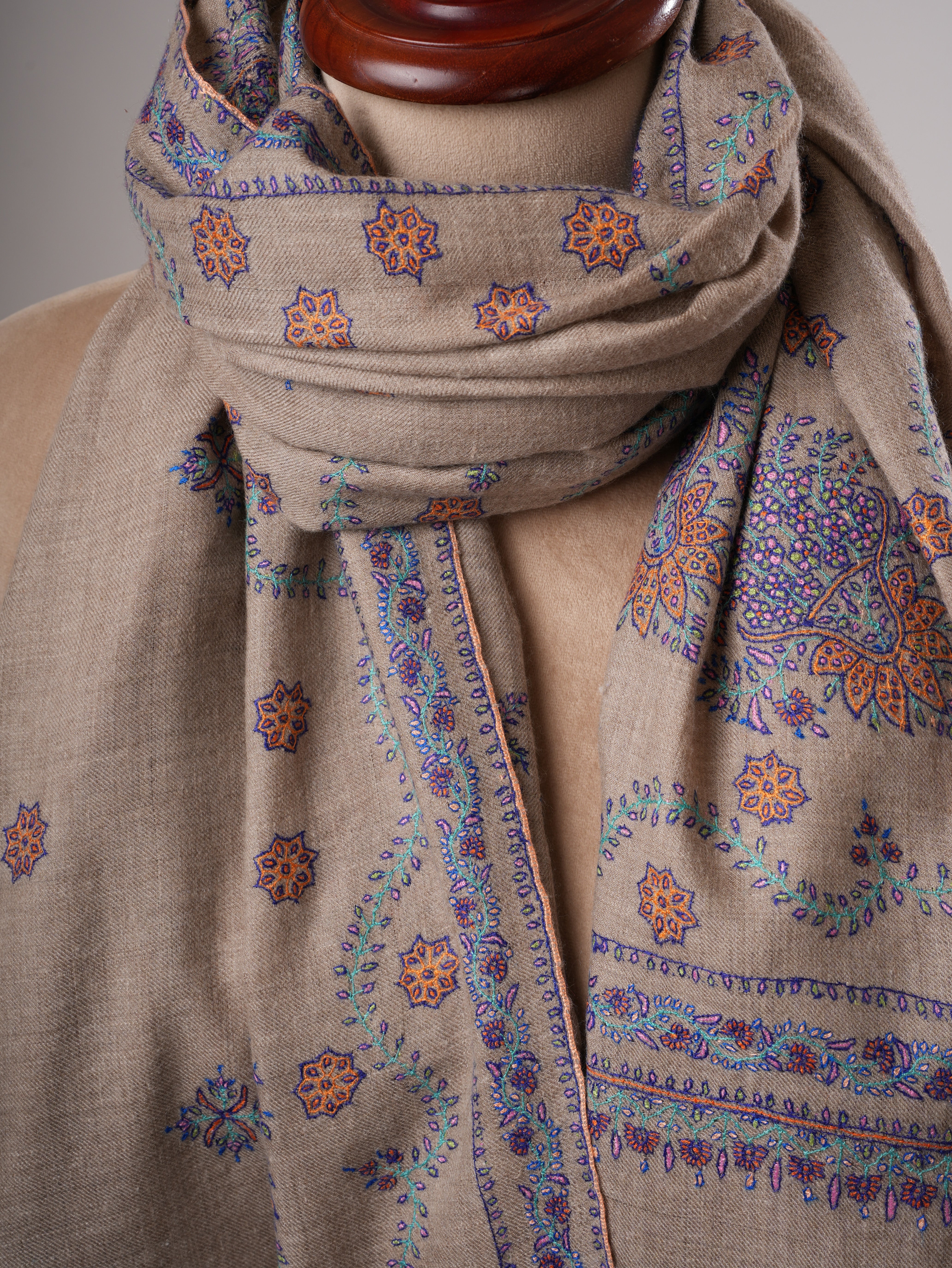 Natural Grey Handloomed Pashmina Shawl with Buteh Embroidery Shahkaar