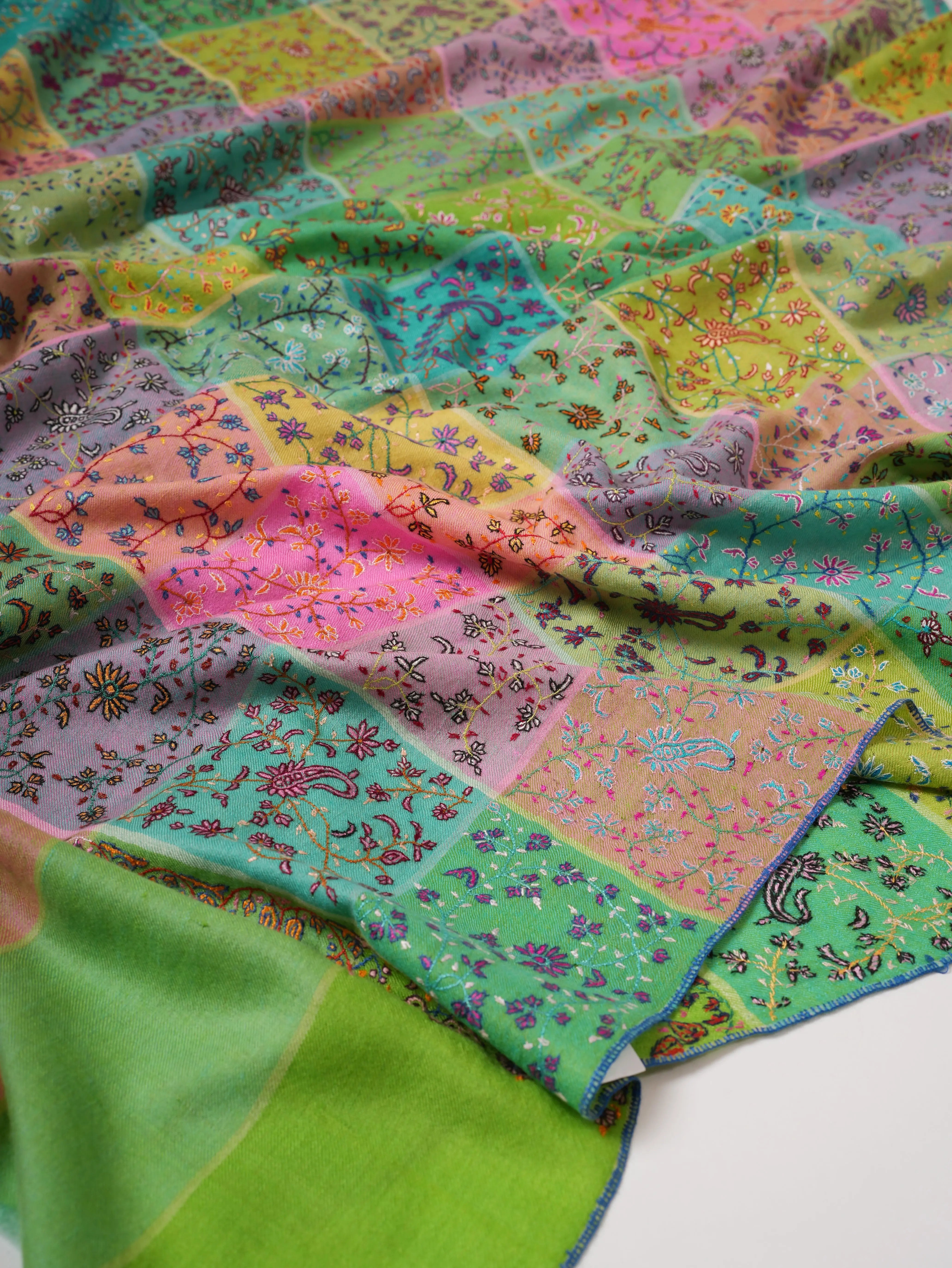Handwoven Indian Kashmiri Pashmina Shawl with Fine Sozni Embroidery Shahkaar