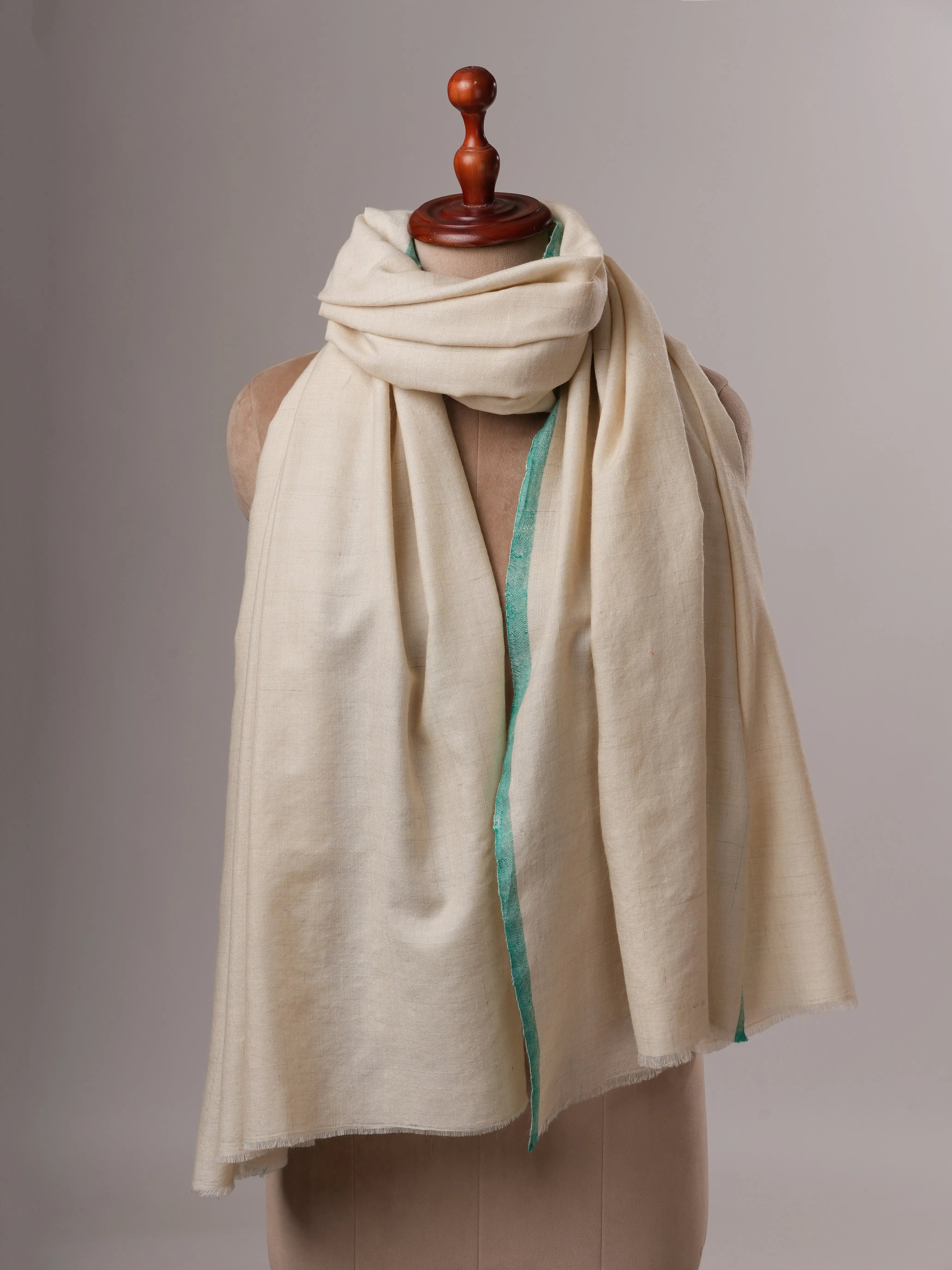 Handwoven Off White Pashmina Shawl with Soft Green Ends Shahkaar