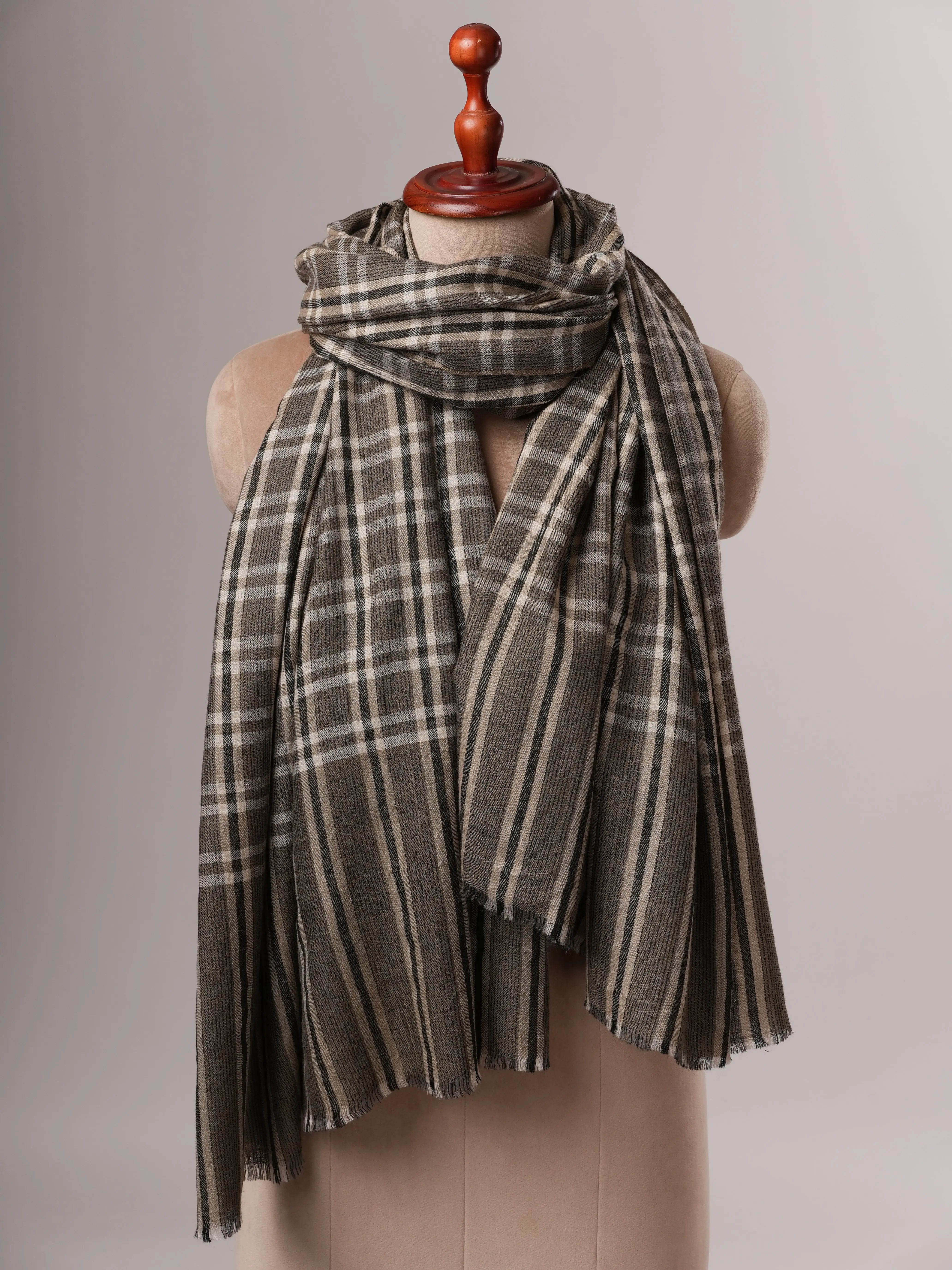 Soft Featherlight Contemporary Pashmina Shawl Shahkaar