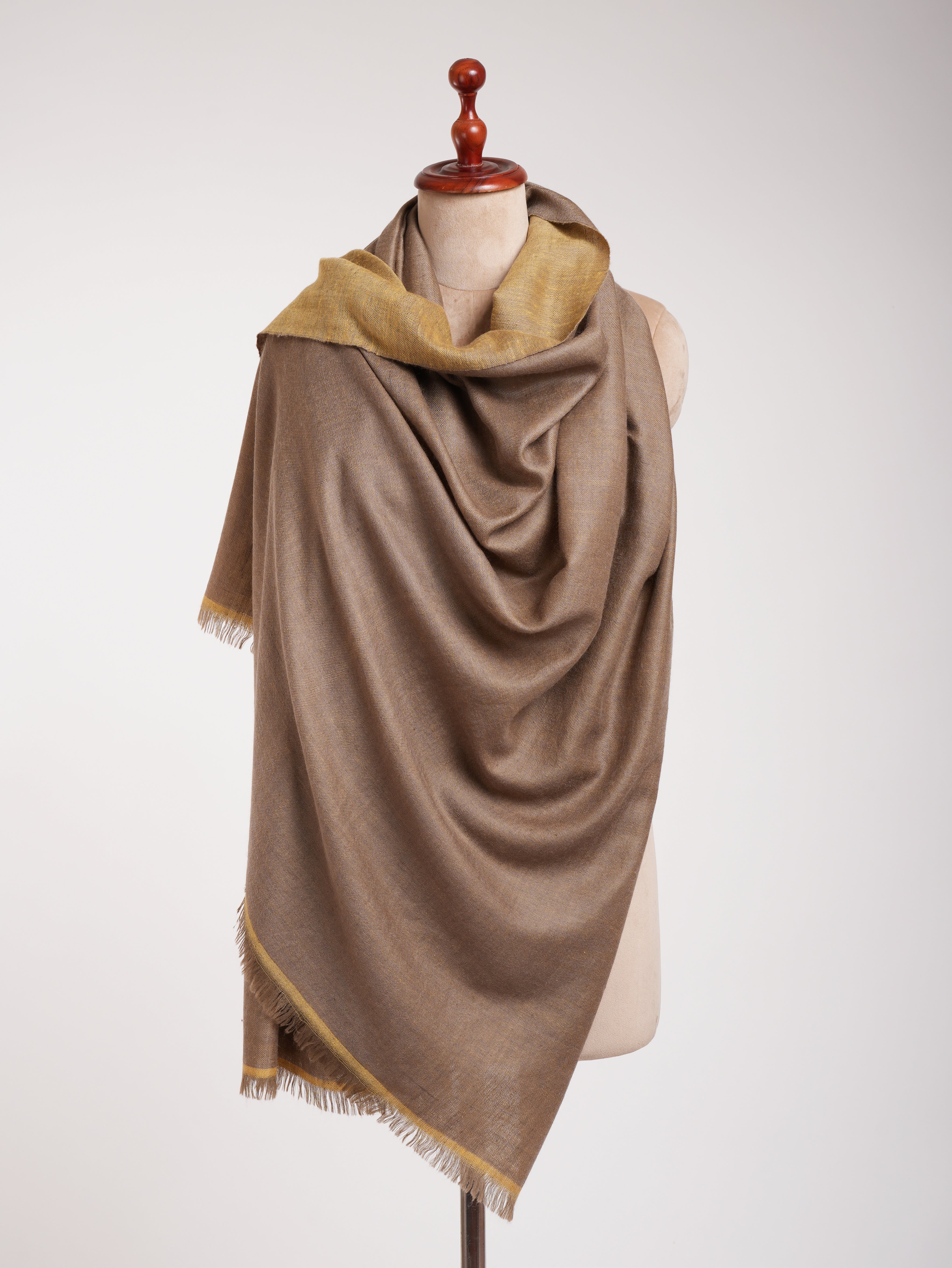 Doppia ombreggiata a mano Pure Pashmina Shawl