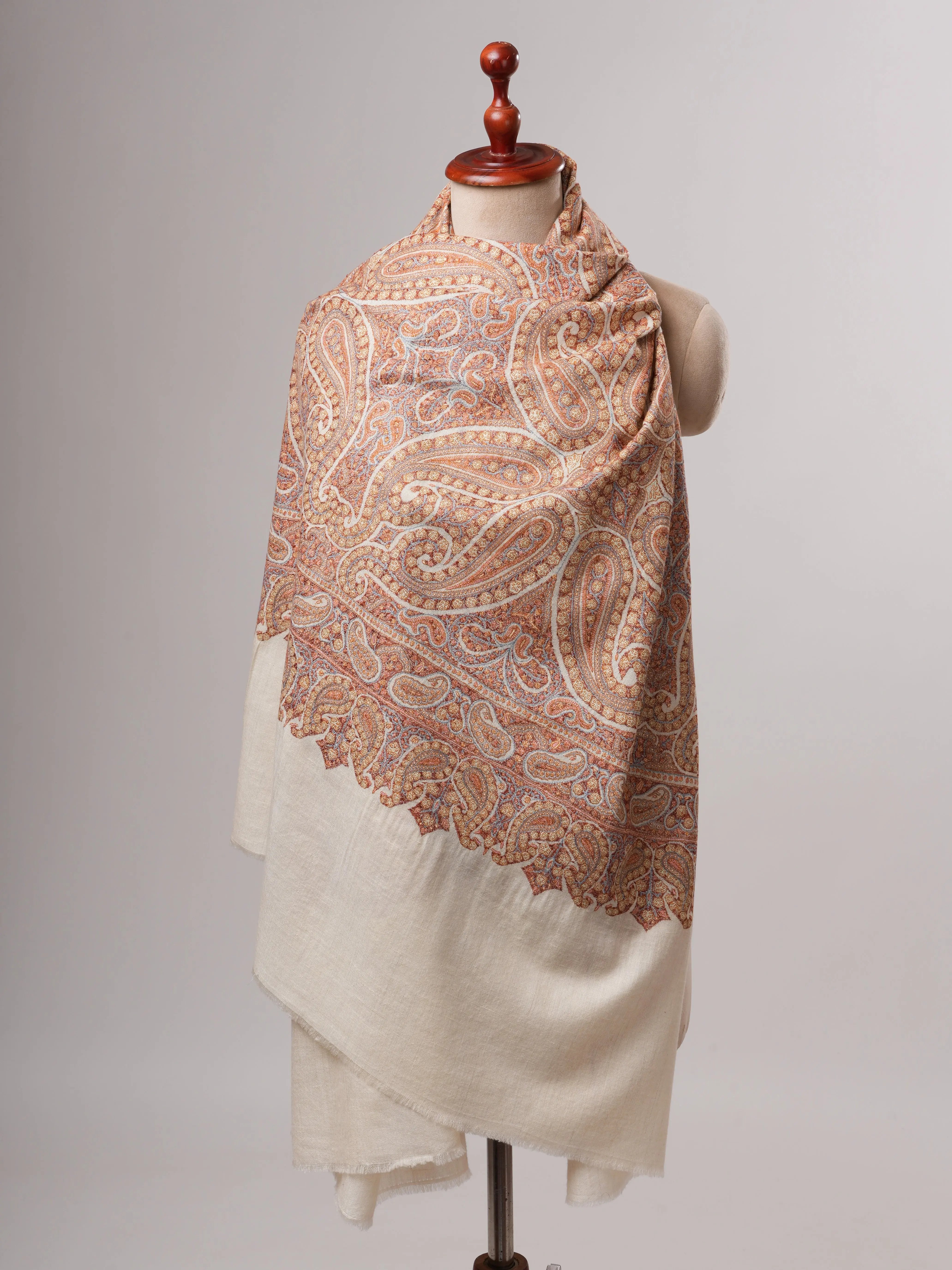 Kashmiri Ivory Pashmina Shawl with Detailed Sozni 8 Paisley Motif Shahkaar