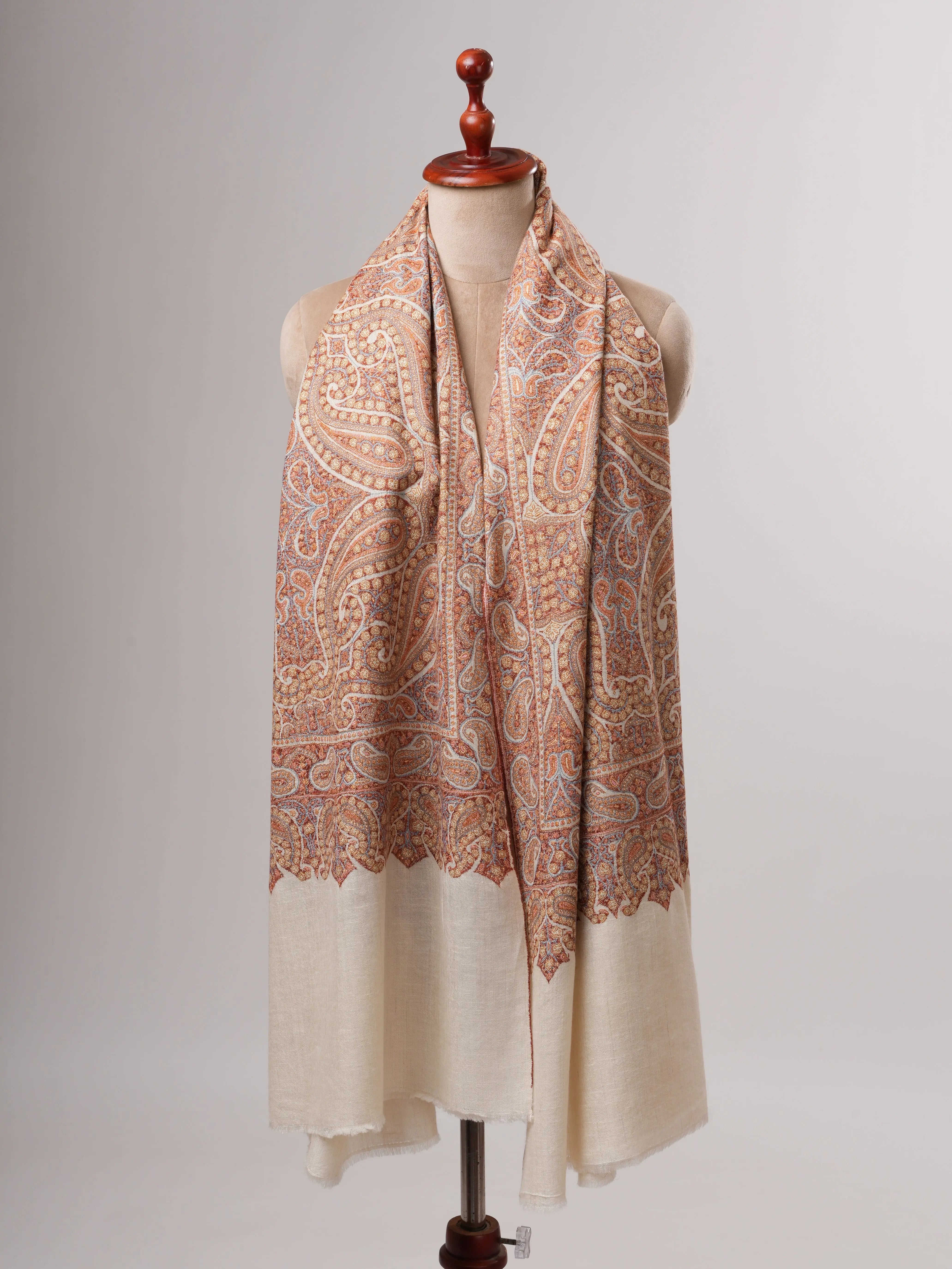 Kashmiri Ivory Pashmina Shawl with Detailed Sozni 8 Paisley Motif Shahkaar