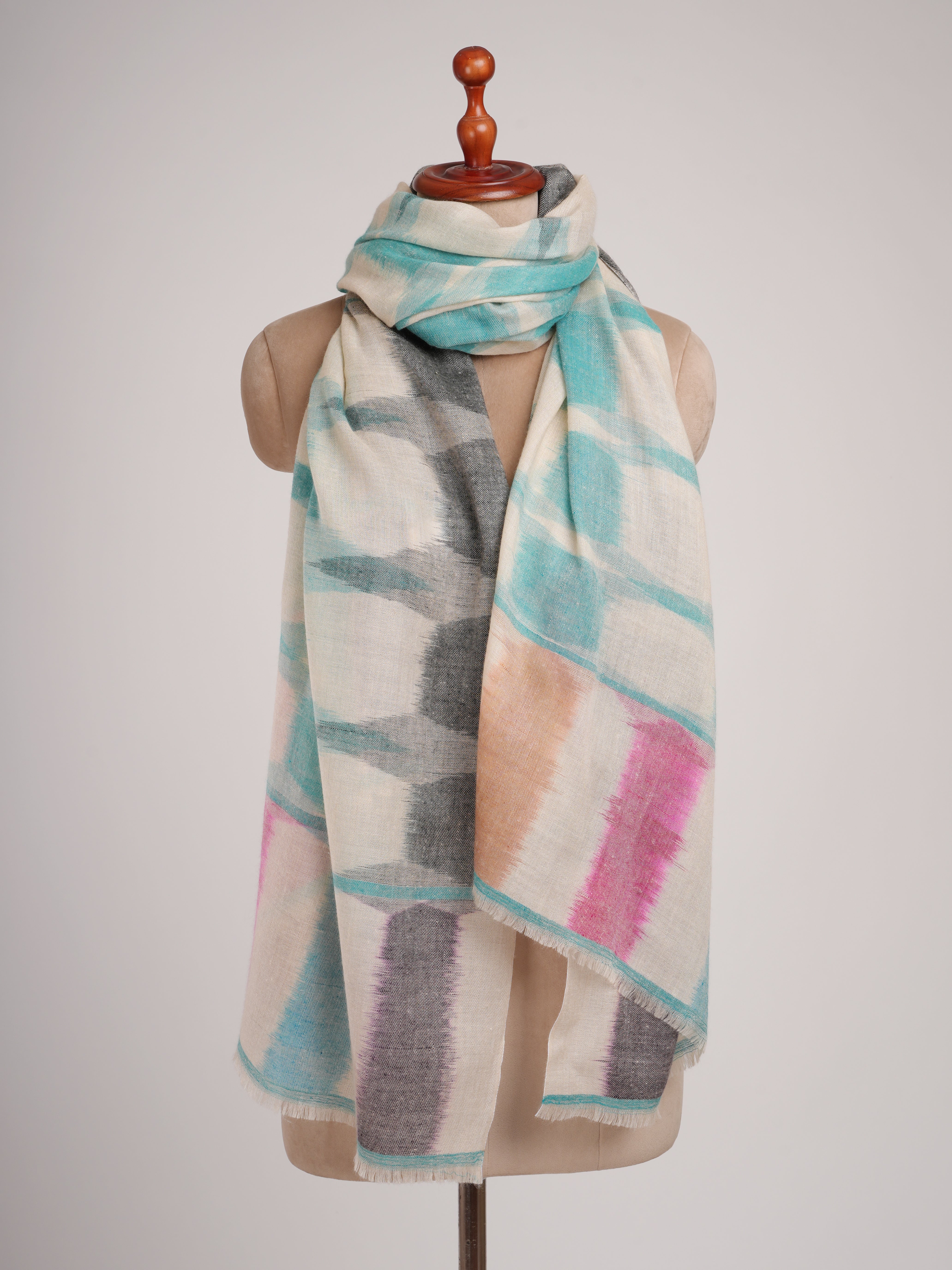 Handwoven Soft Featherlight Pashmina Shawl