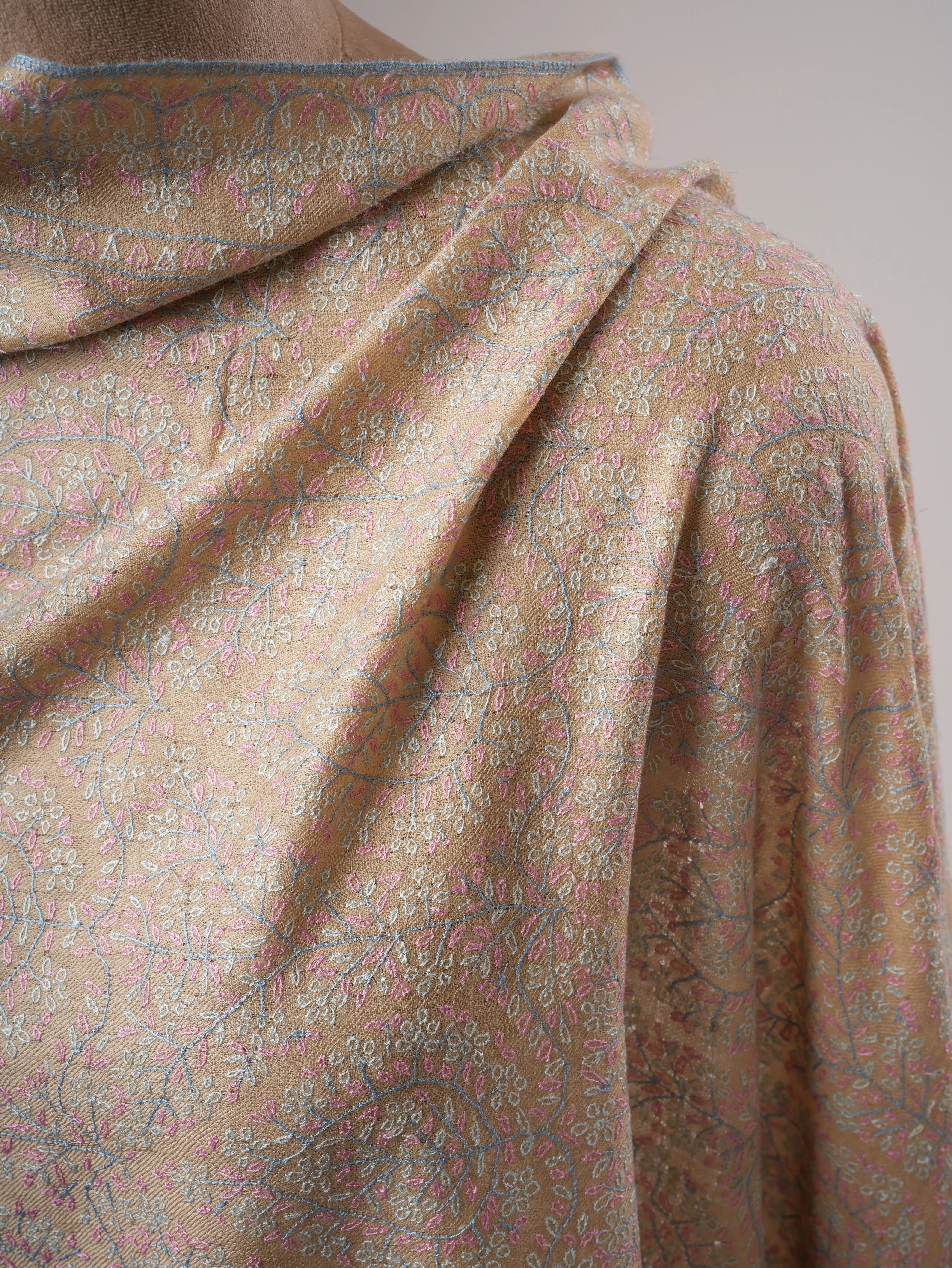 Cream Authentic Kashmiri Pashmina Shawl with Sozni Embroidery Shahkaar