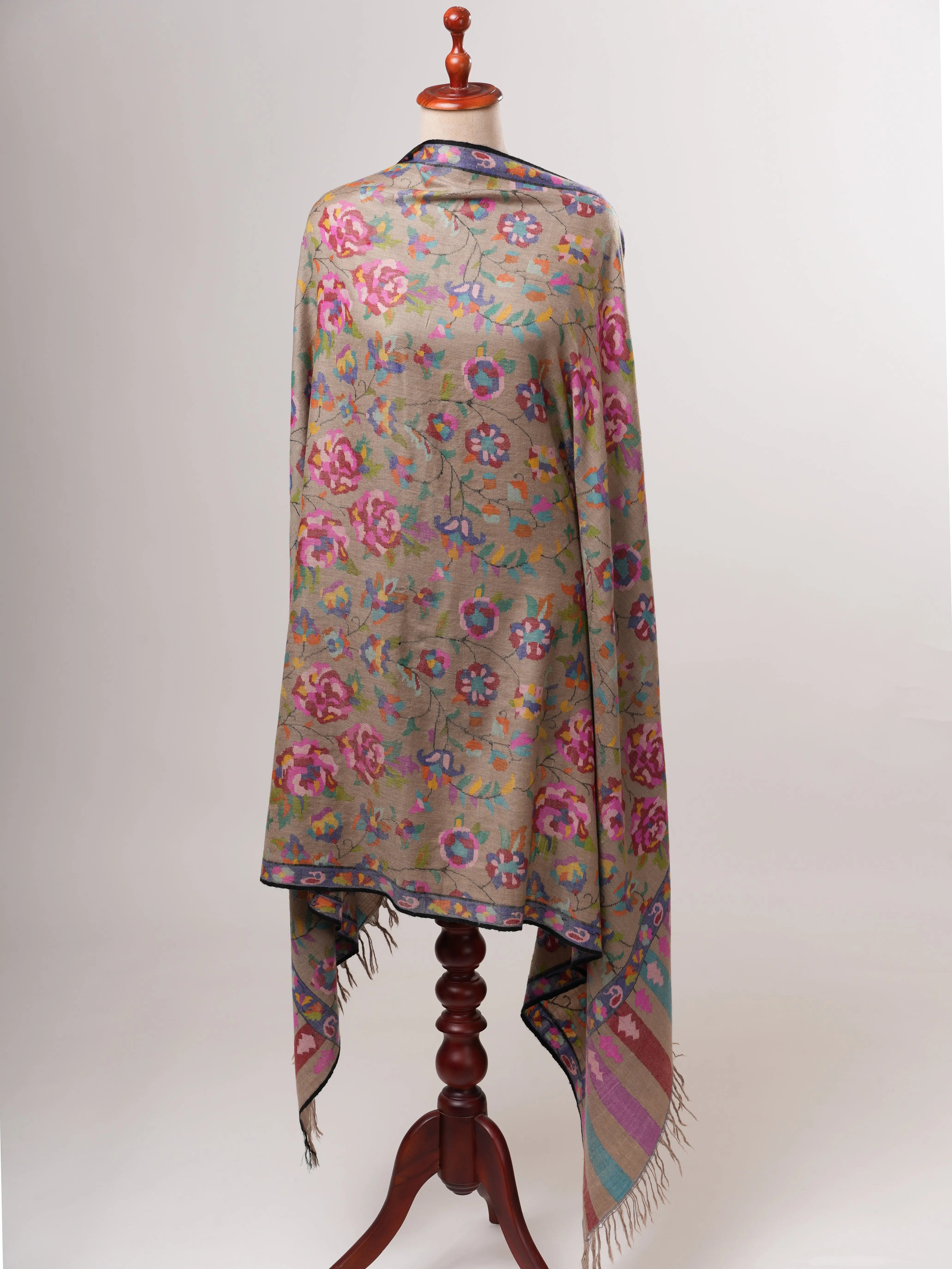 Handwoven Natural Grey Kani Pashmina Shawl with Floral Motifs Shahkaar