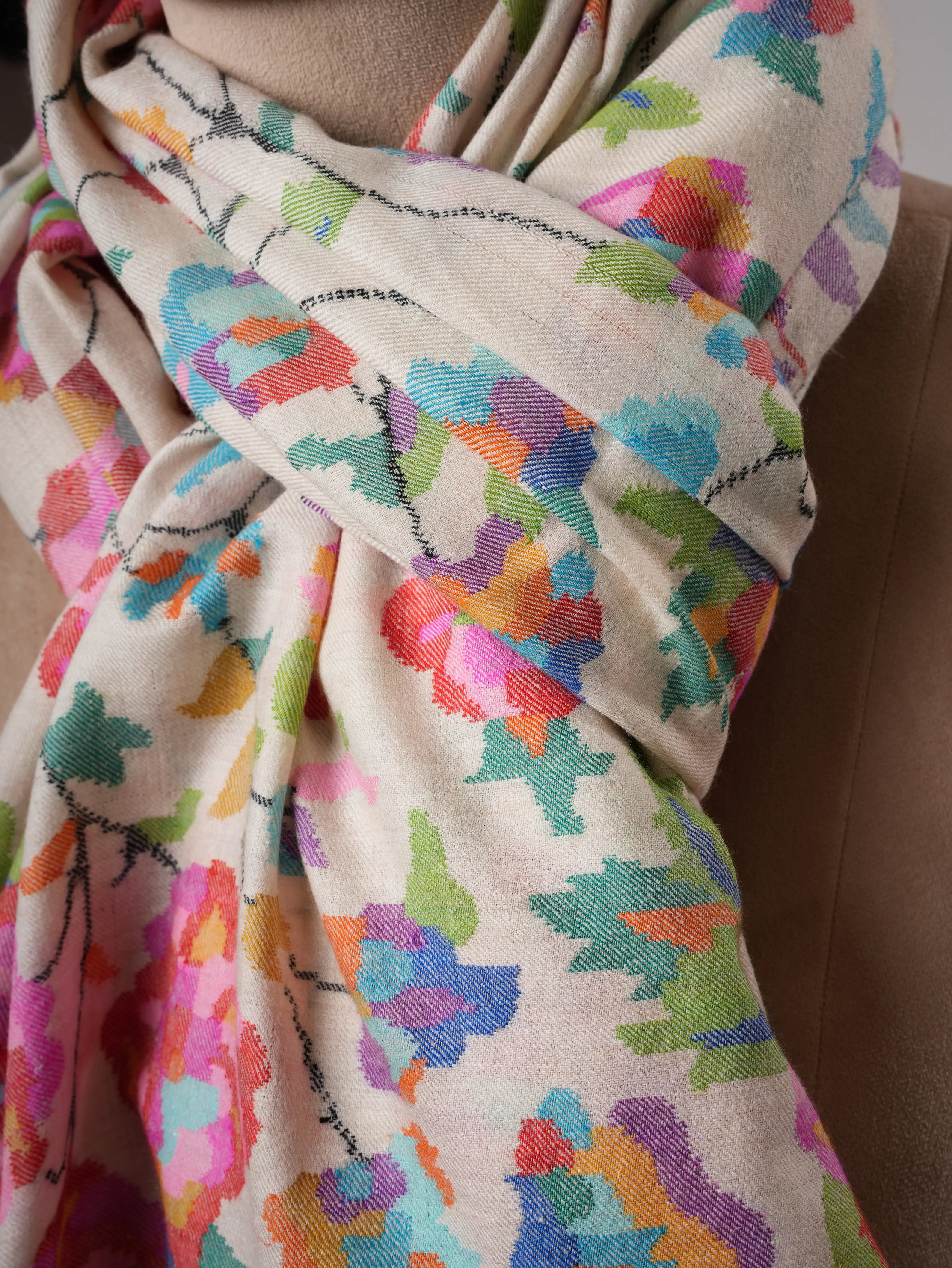 Ivory Kashmiri Kani Pashmina Shawl with Handwoven Floral Motifs Shahkaar