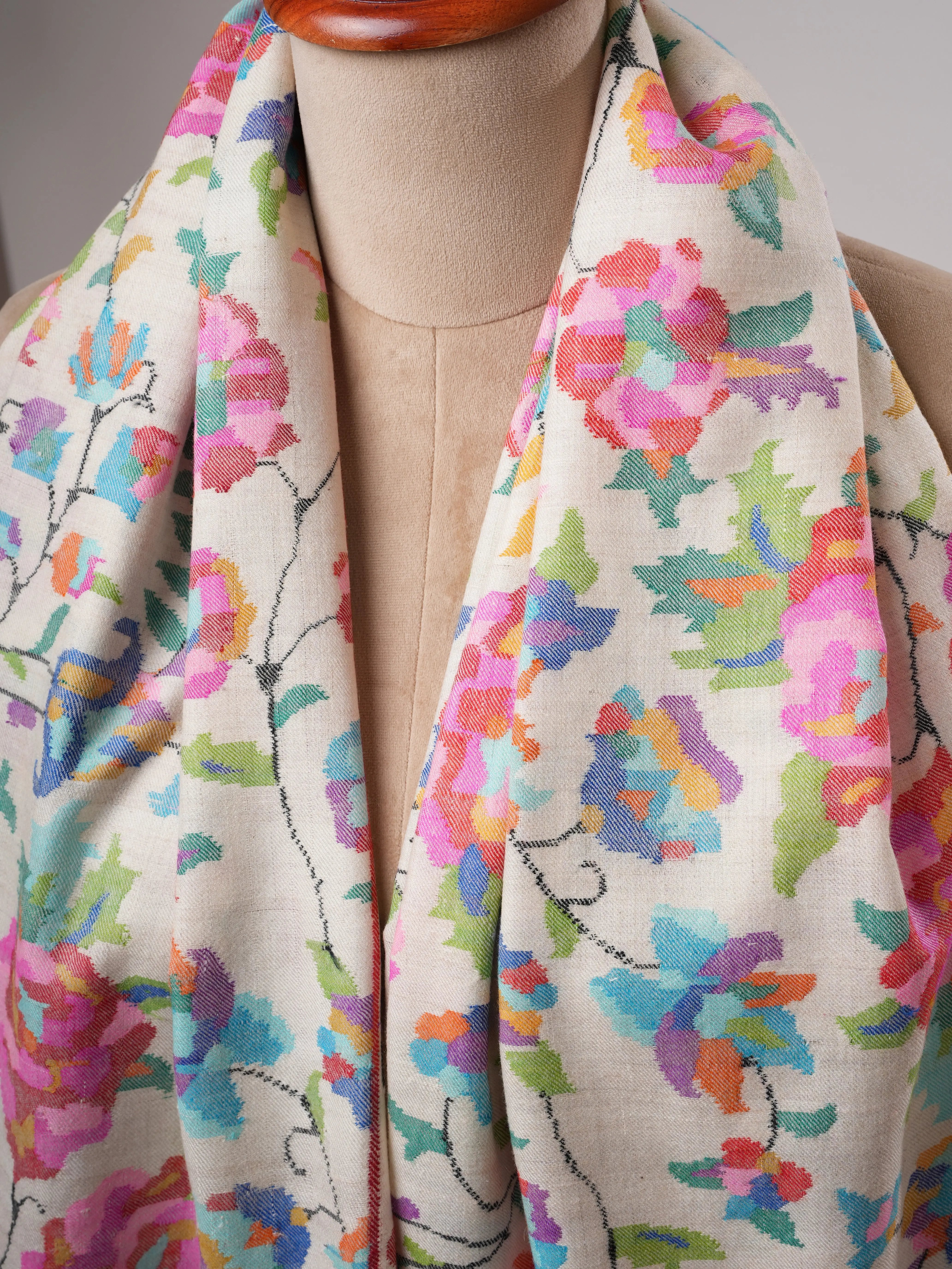 Ivory Kashmiri Kani Pashmina Shawl with Handwoven Floral Motifs Shahkaar