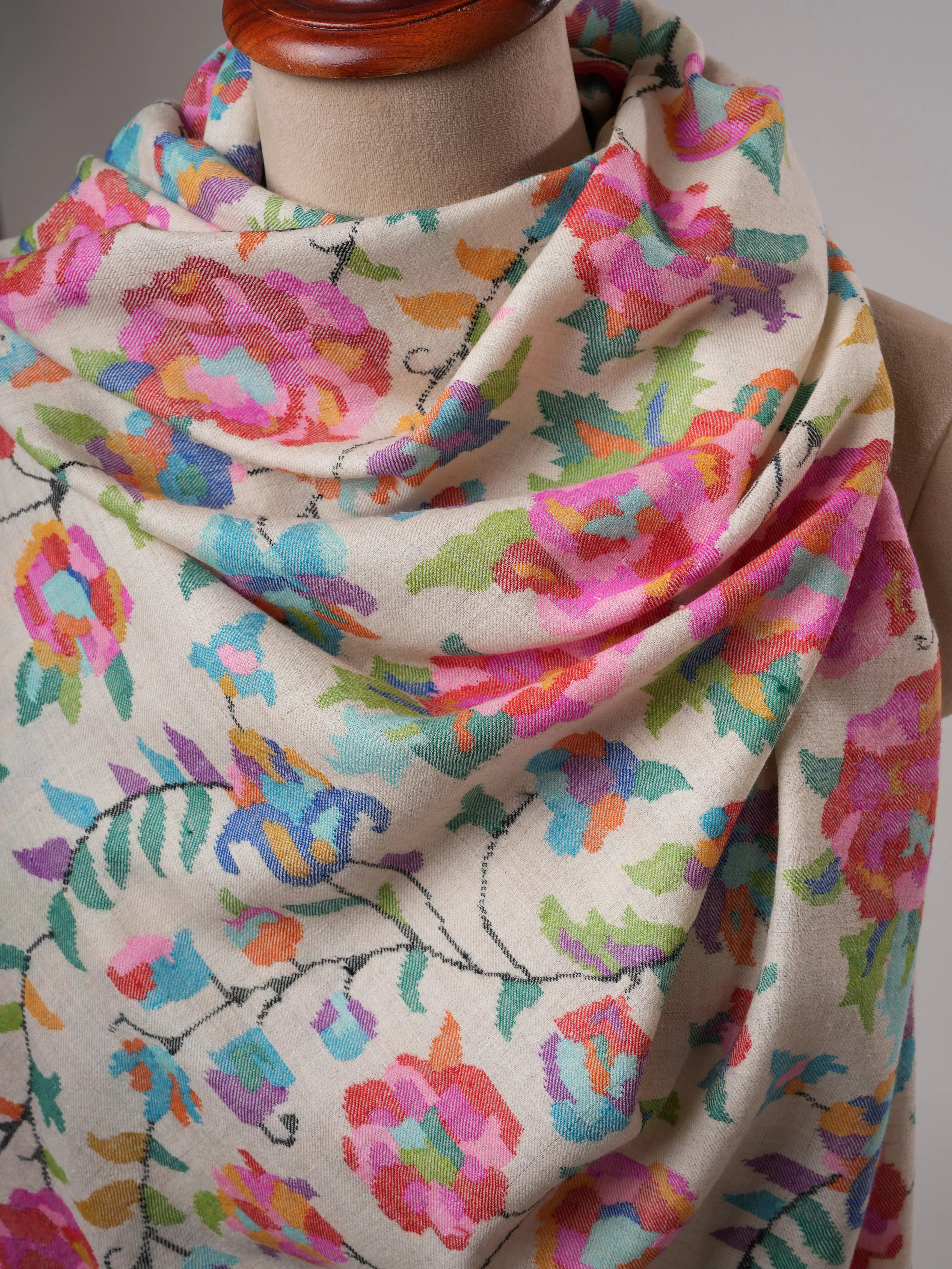 Ivory Kashmiri Kani Pashmina Shawl with Handwoven Floral Motifs Shahkaar