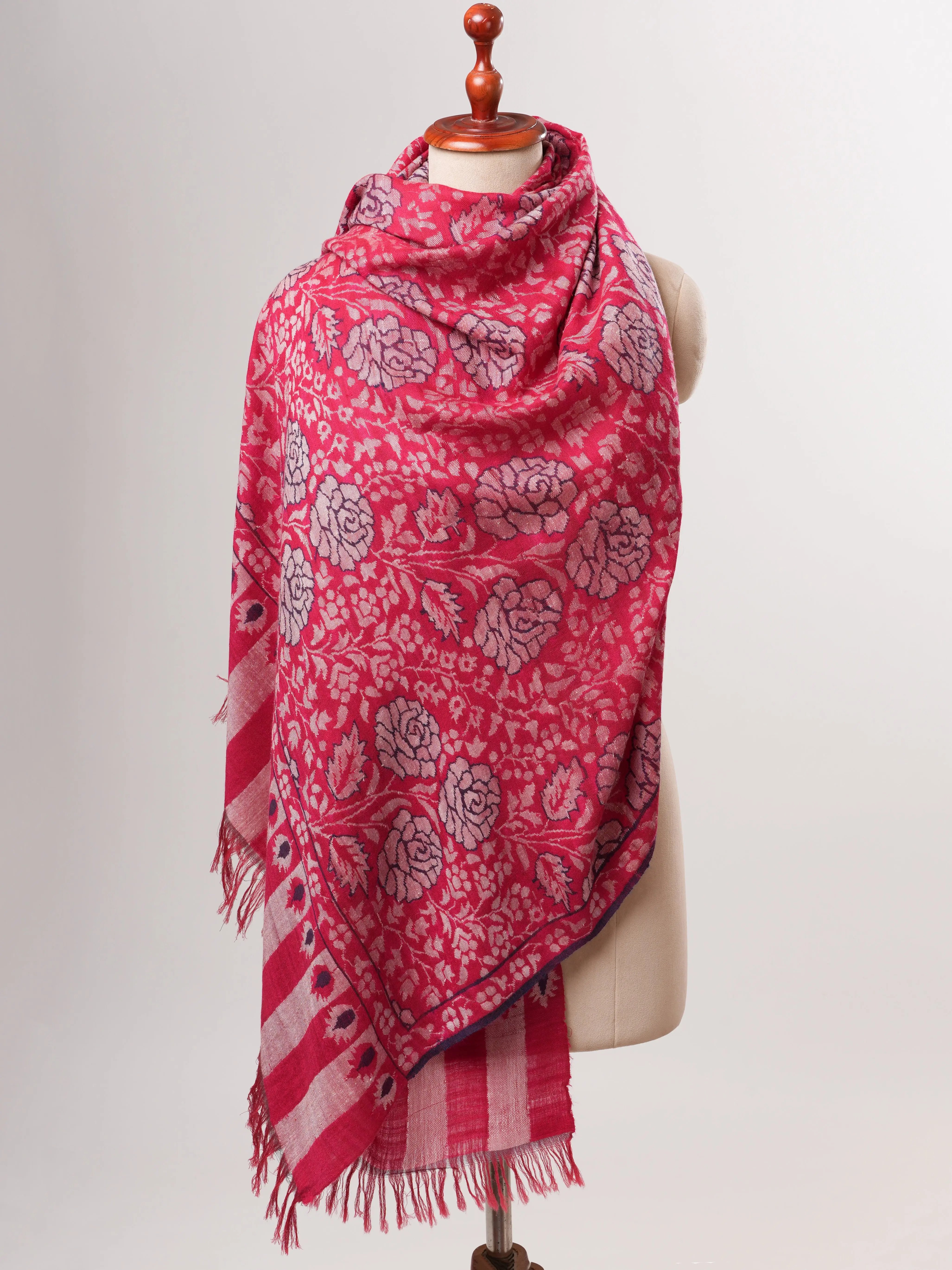 Handwoven Kani Pashmina Shawl with Floral Motifs Shahkaar