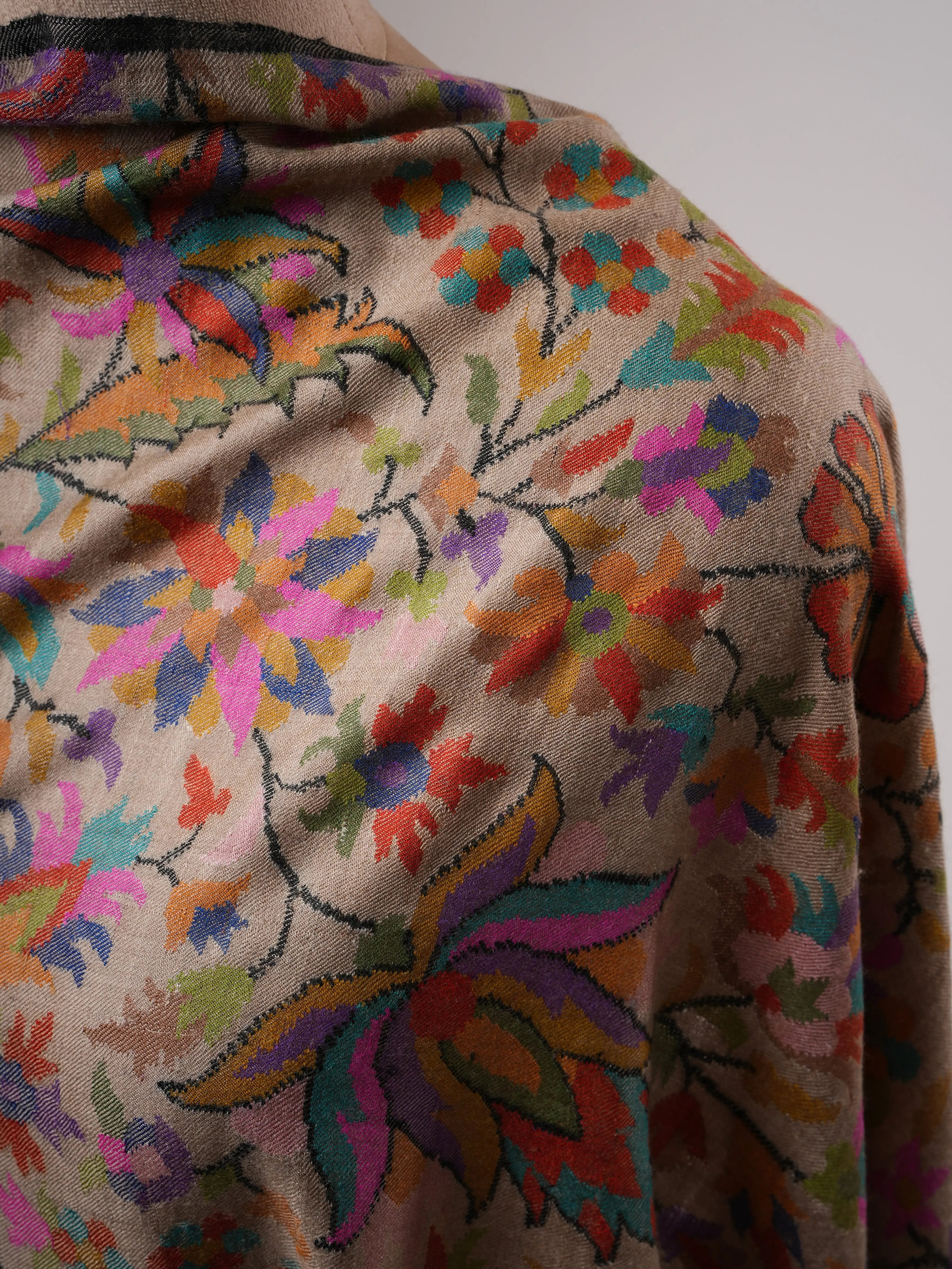 Toosh Color Floral Kani Kashmiri Handwoven Pashmina Shawl Shahkaar