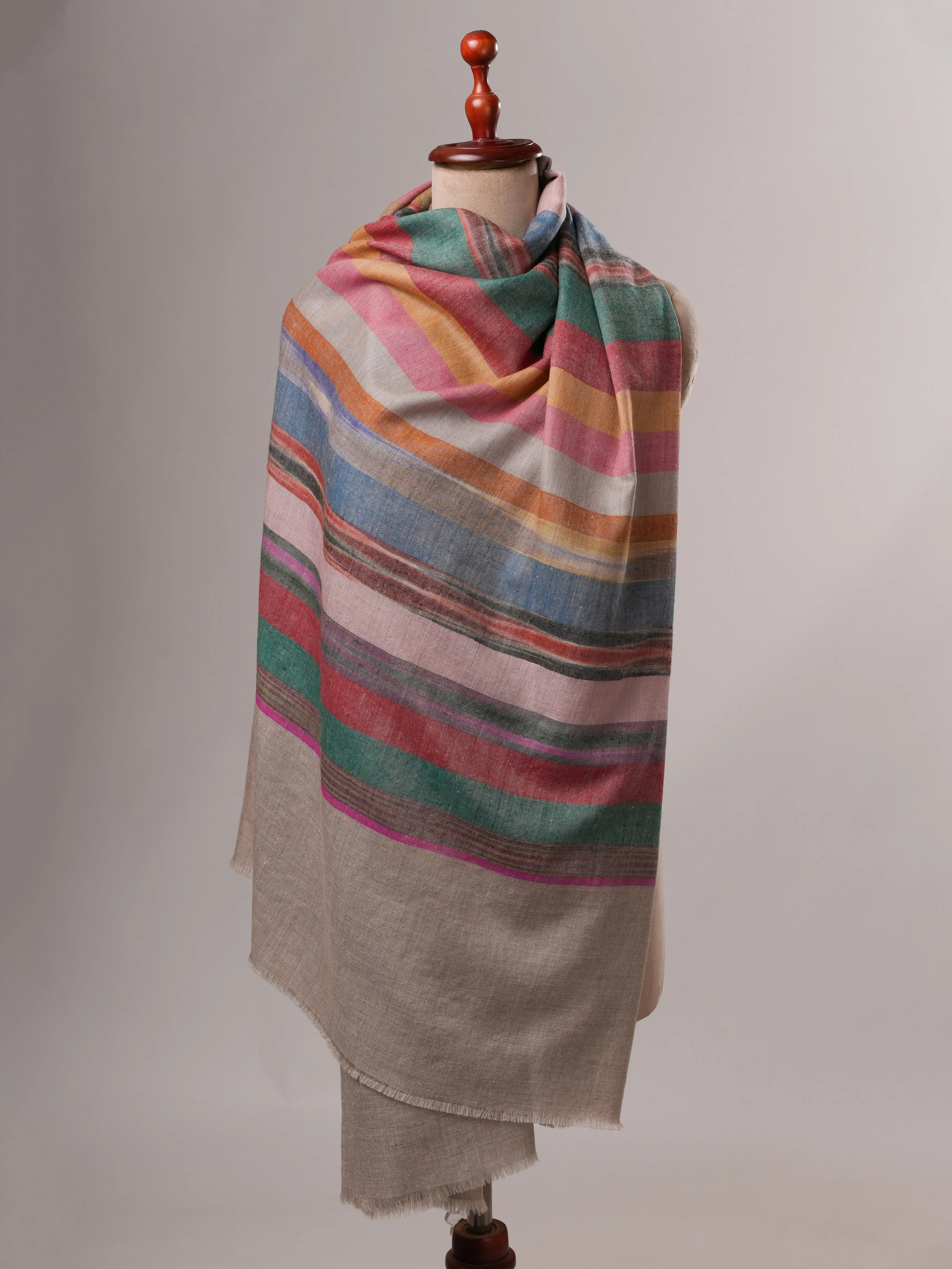 Featherlight Handloomed Pashmina Shawl with Multicolor Detail Shahkaar