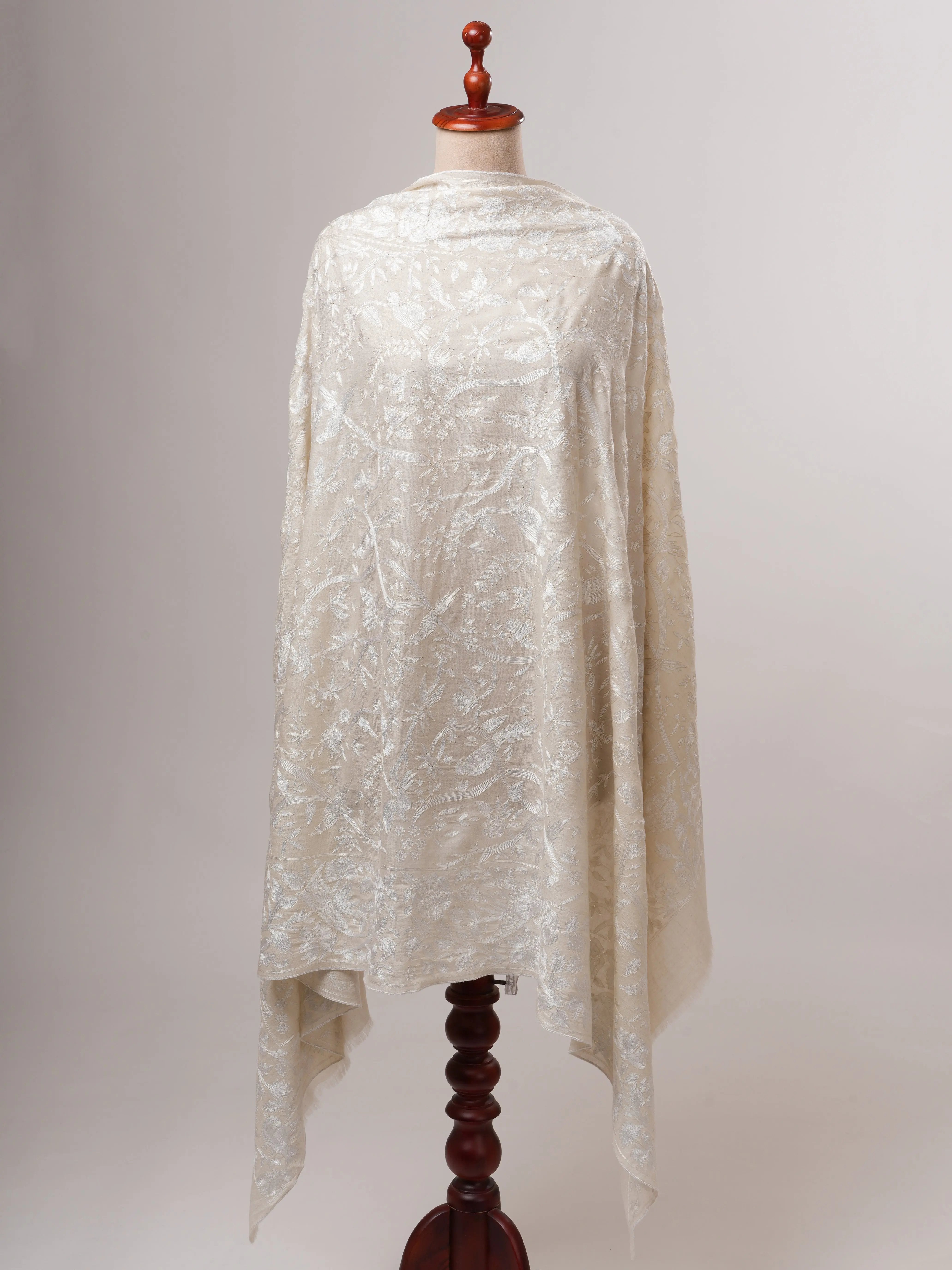 White Hand Hook Embroidered Ivory Kashmiri Pashmina Shawl Shahkaar