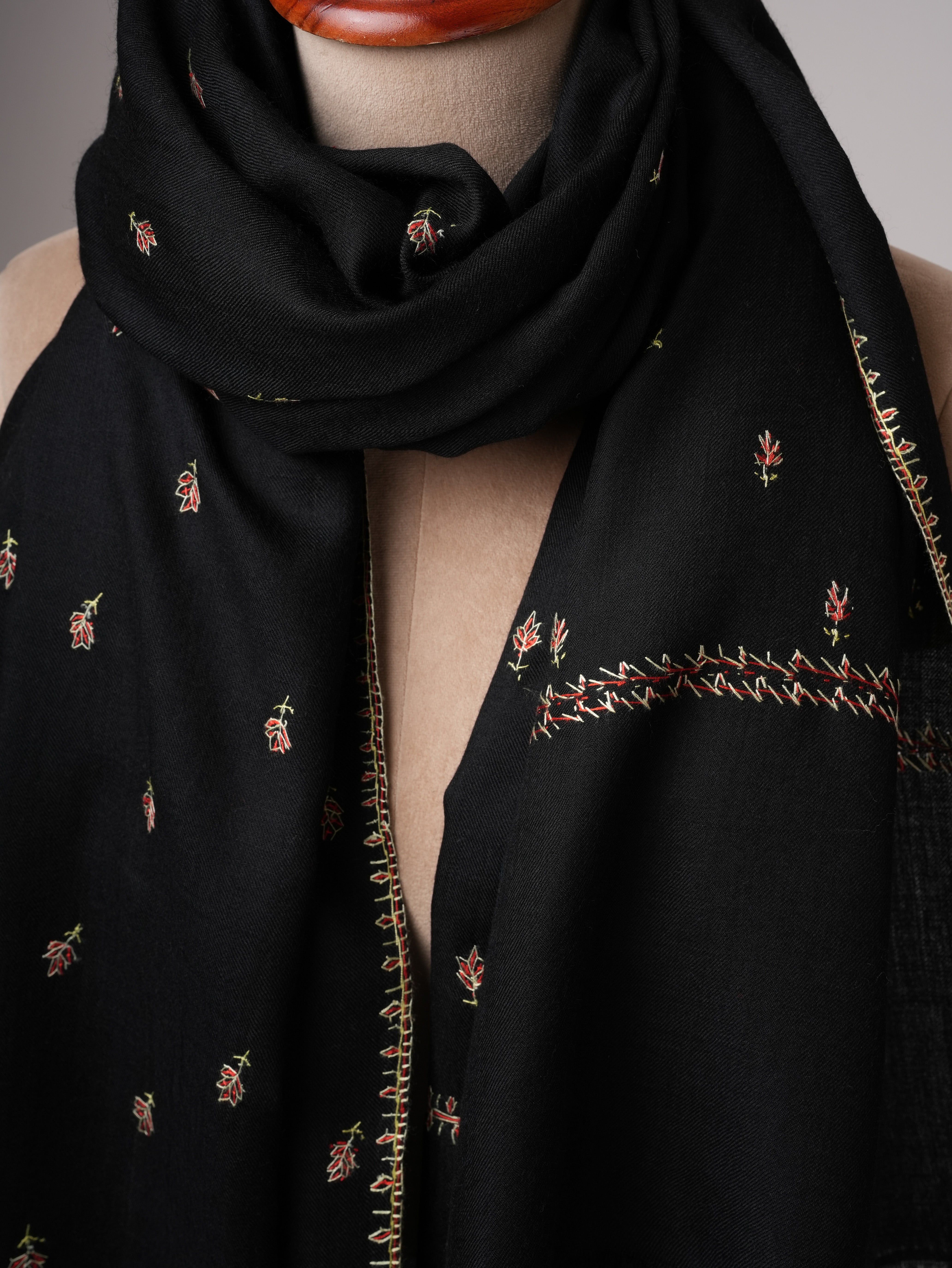 Traditional Machie Booti Hand Embroidered Fine Wool Shawl Shahkaar