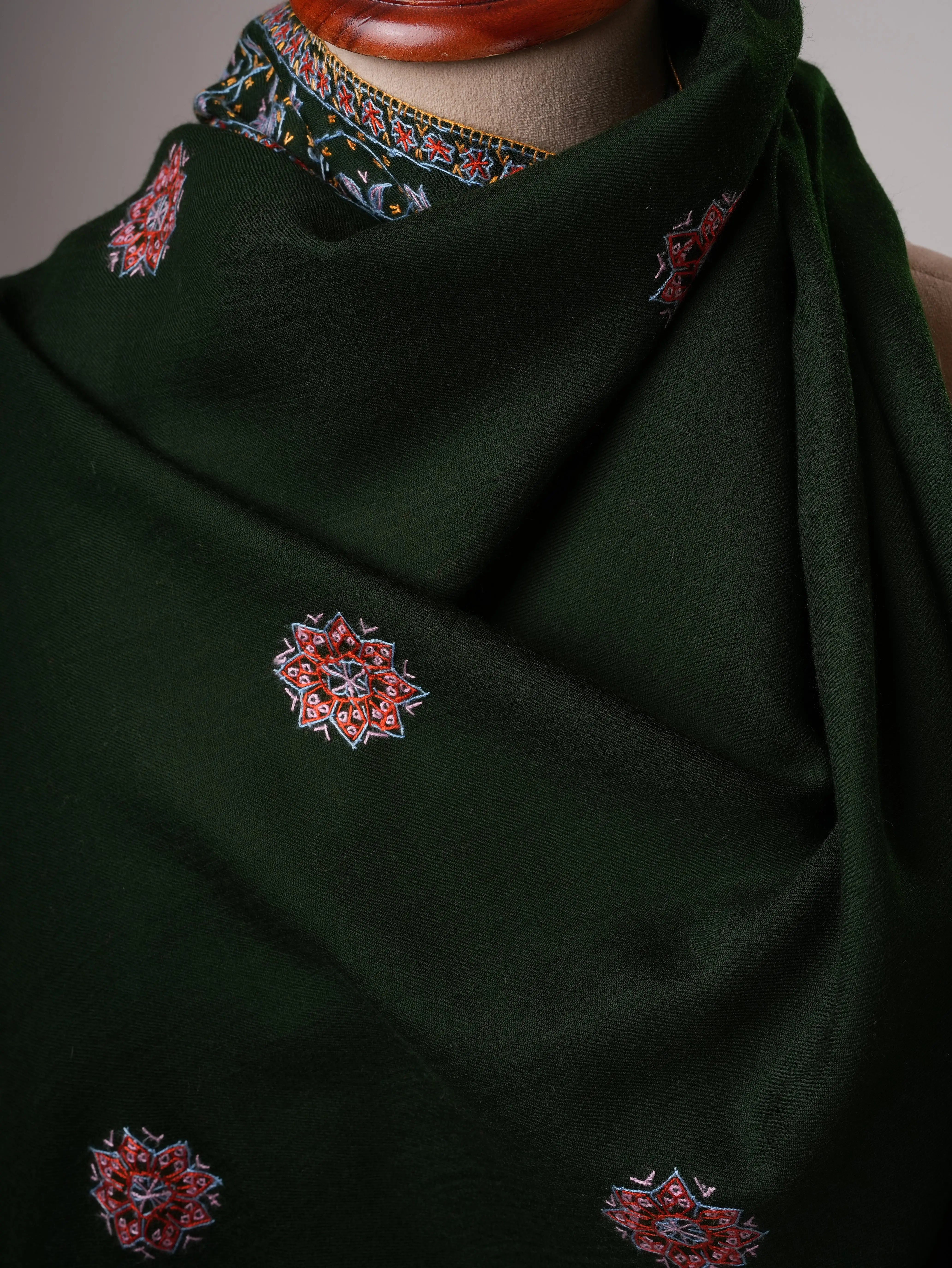 Elegant Dark Green Fine Wool Shawl with Traditional Buteh Daur Handwork Shahkaar