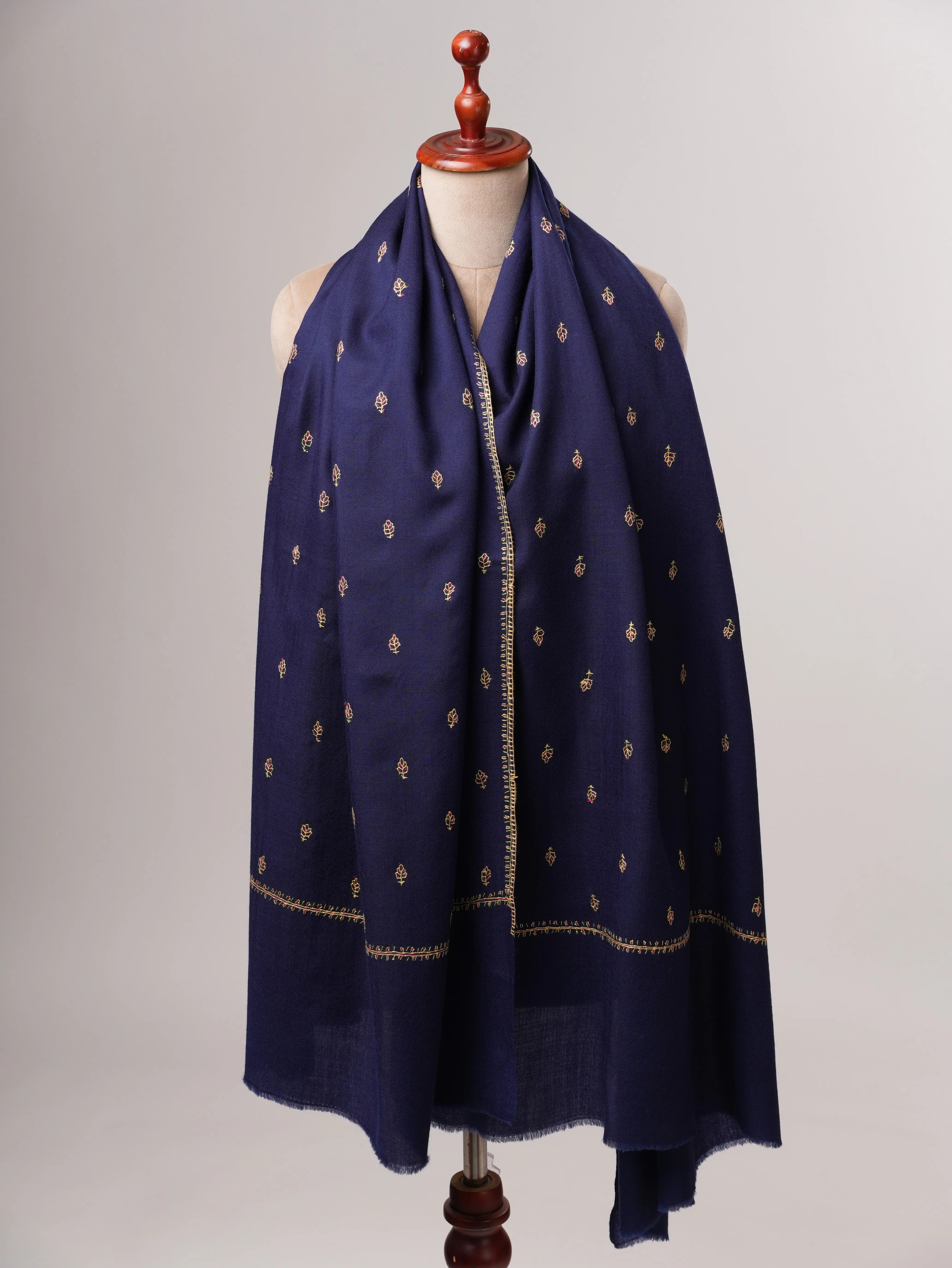 Mache Booti Navy Blue Fine Wool Hand Embroidered Shawl Shahkaar