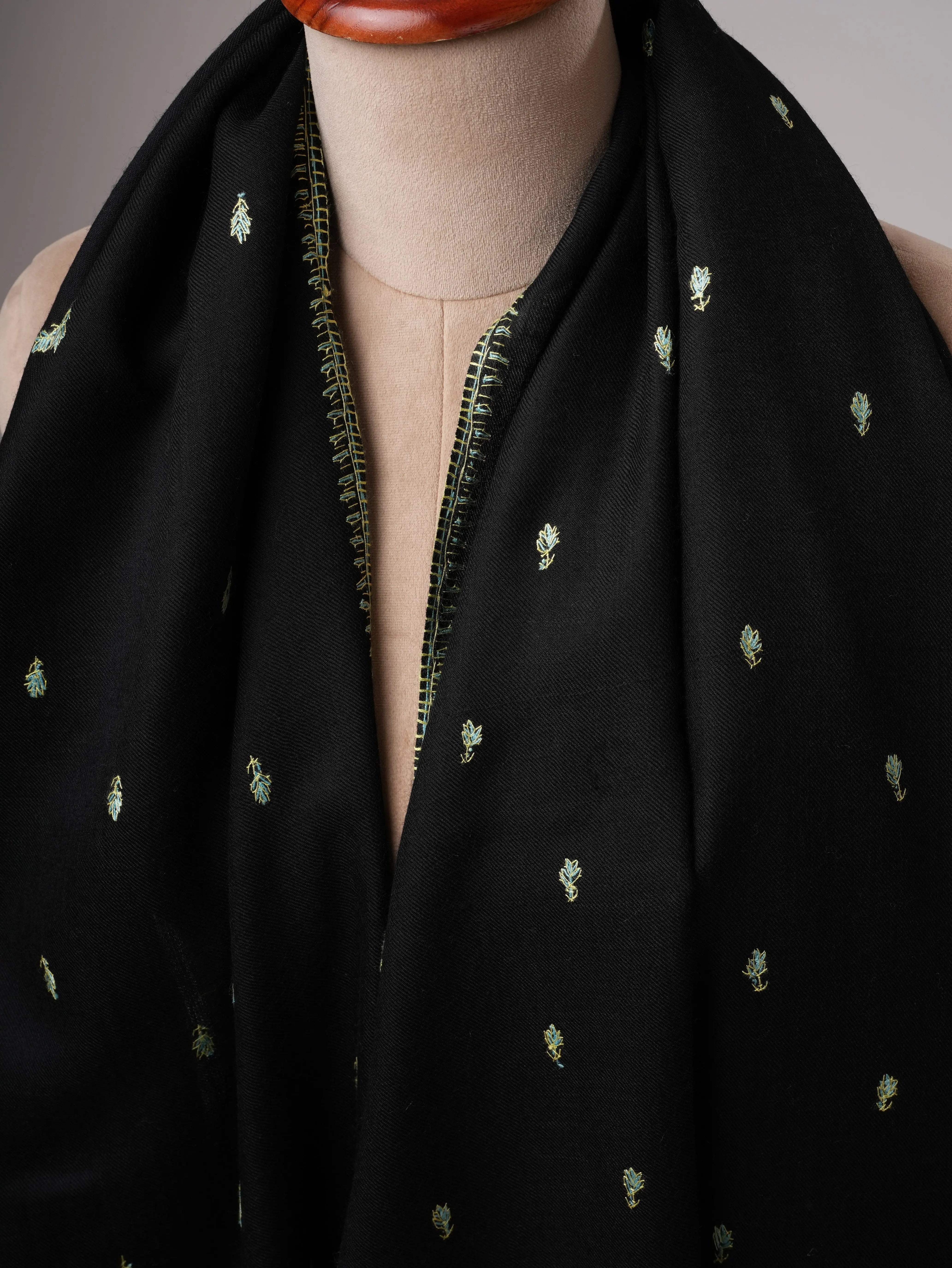 Black Mache Booti Hand Embroidered Fine Wool Shawl Shahkaar
