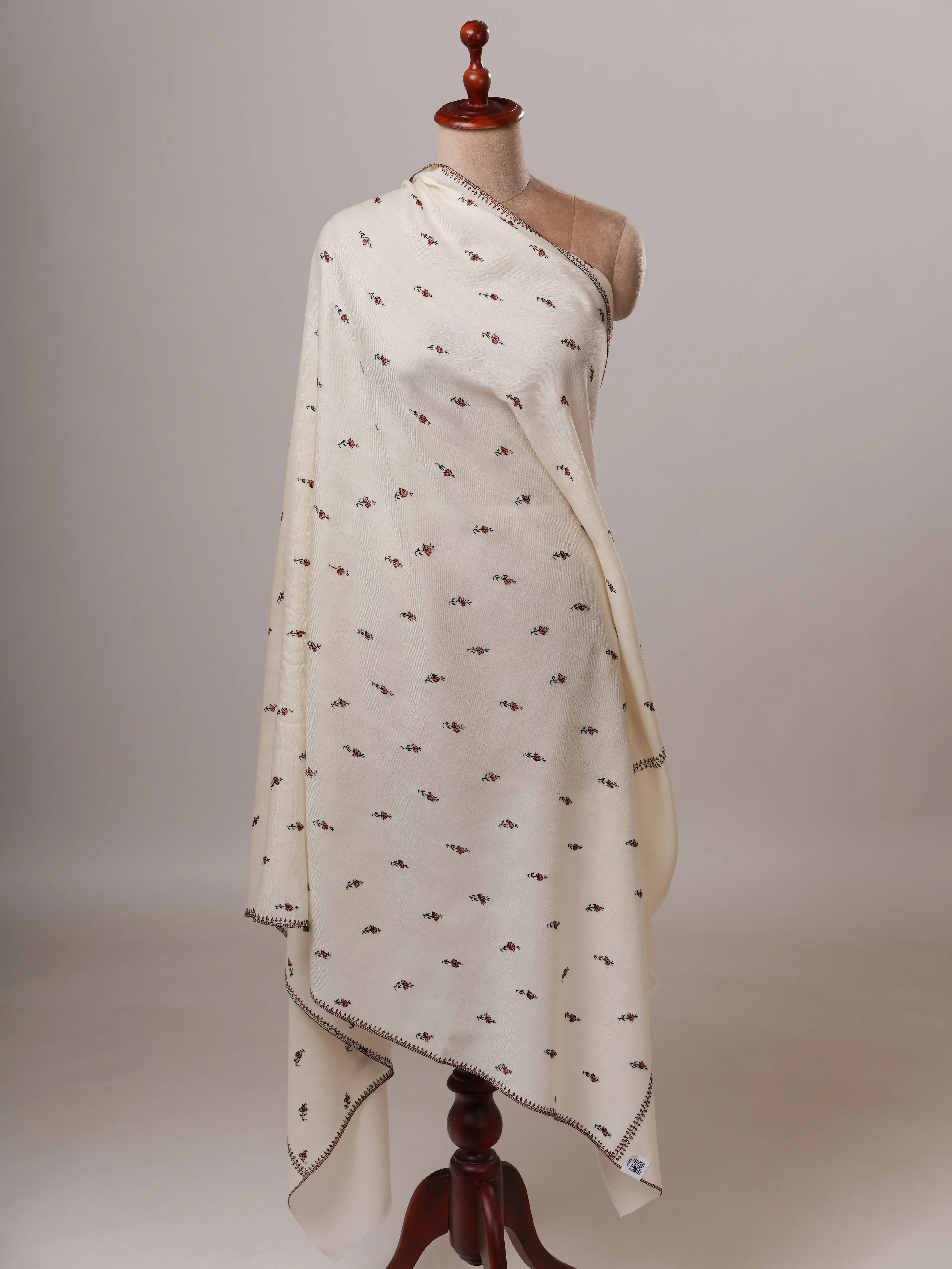 White Fine Wool Machie Booti Soft Shawl Shahkaar Global