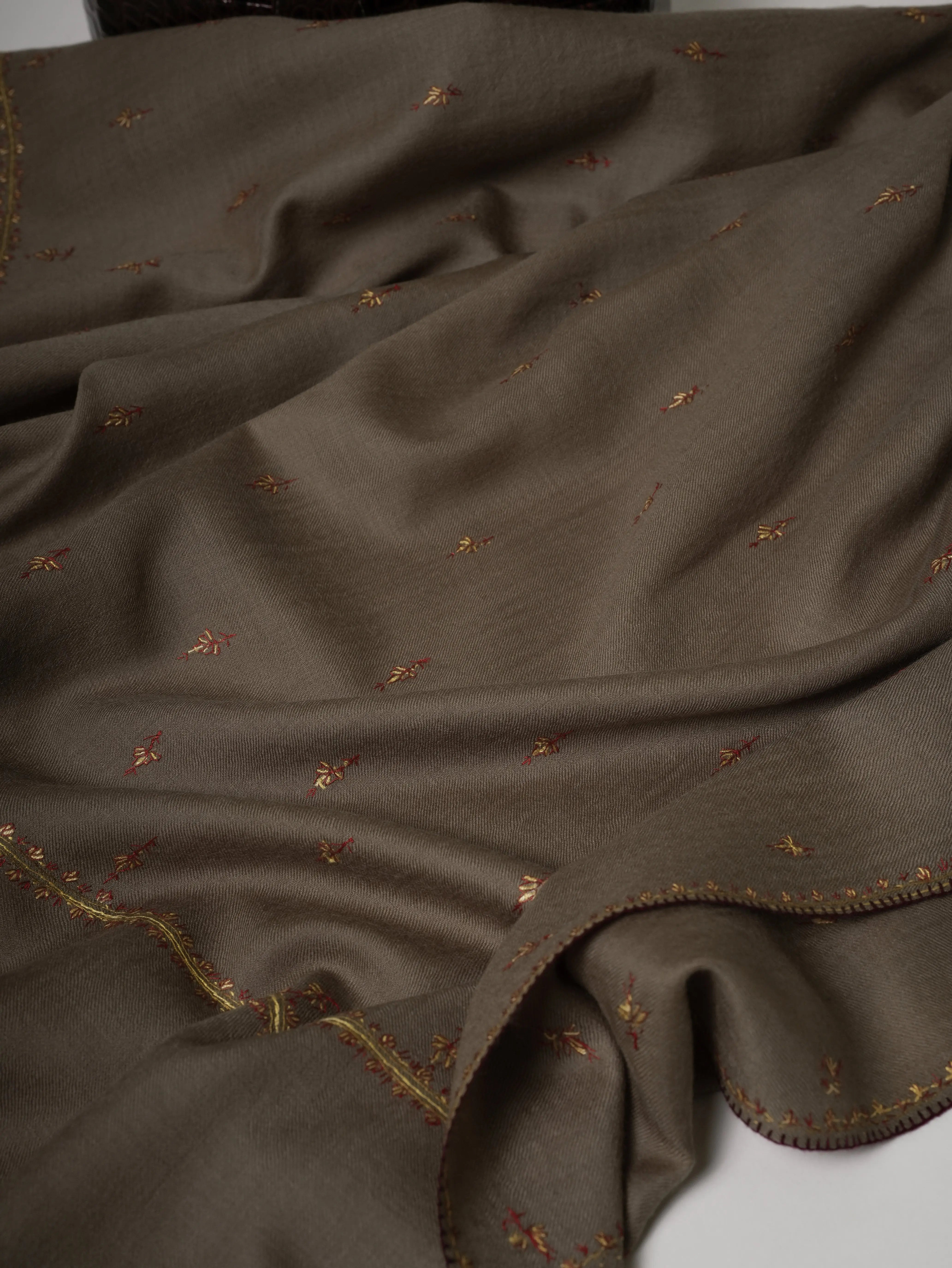 Toosh Color Hand Embroidered Fine Wool Shawl Shahkaar