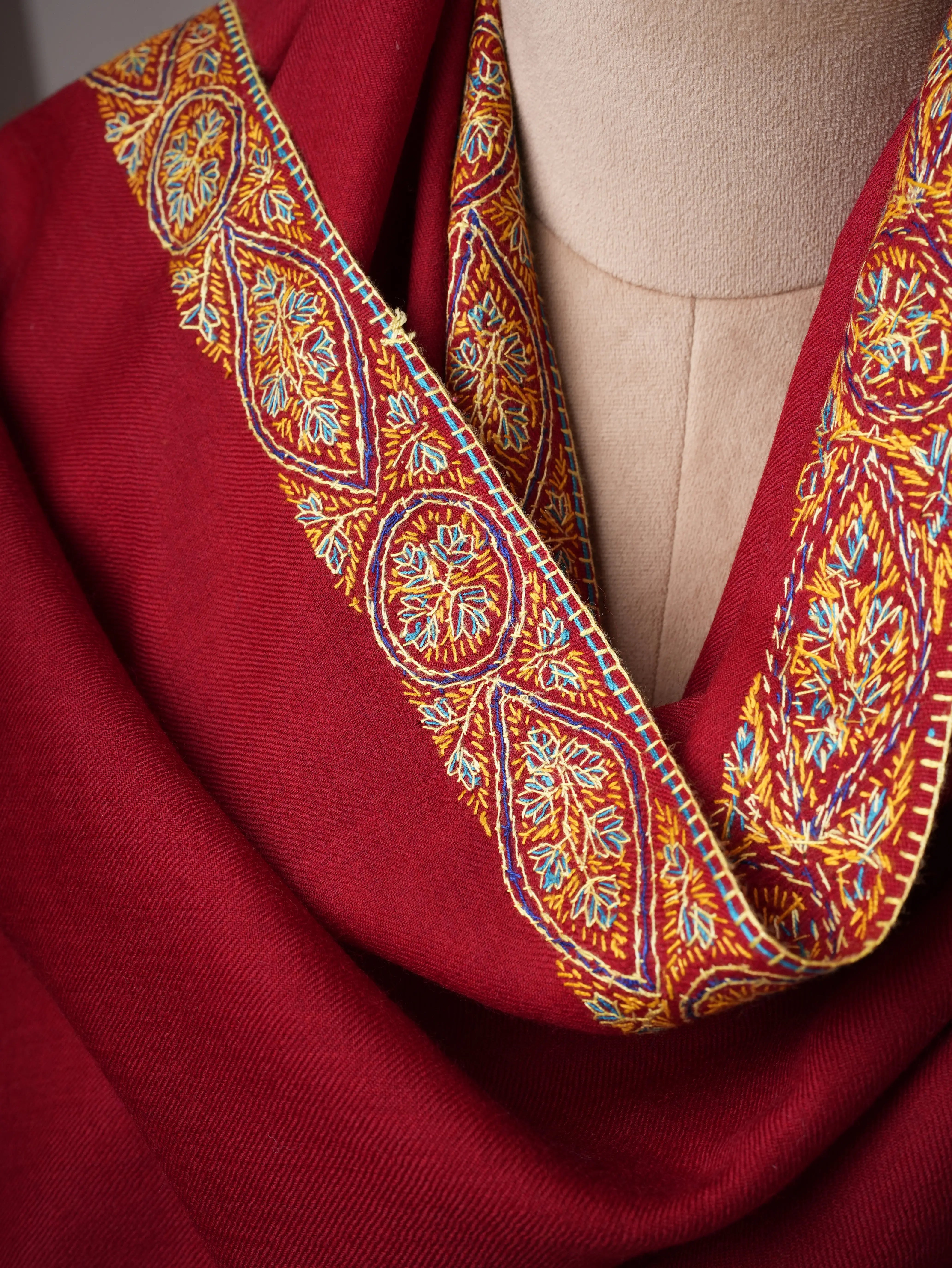 Artisan Made Fine Wool Shawl with Classic Neemdaur Handwork Shahkaar