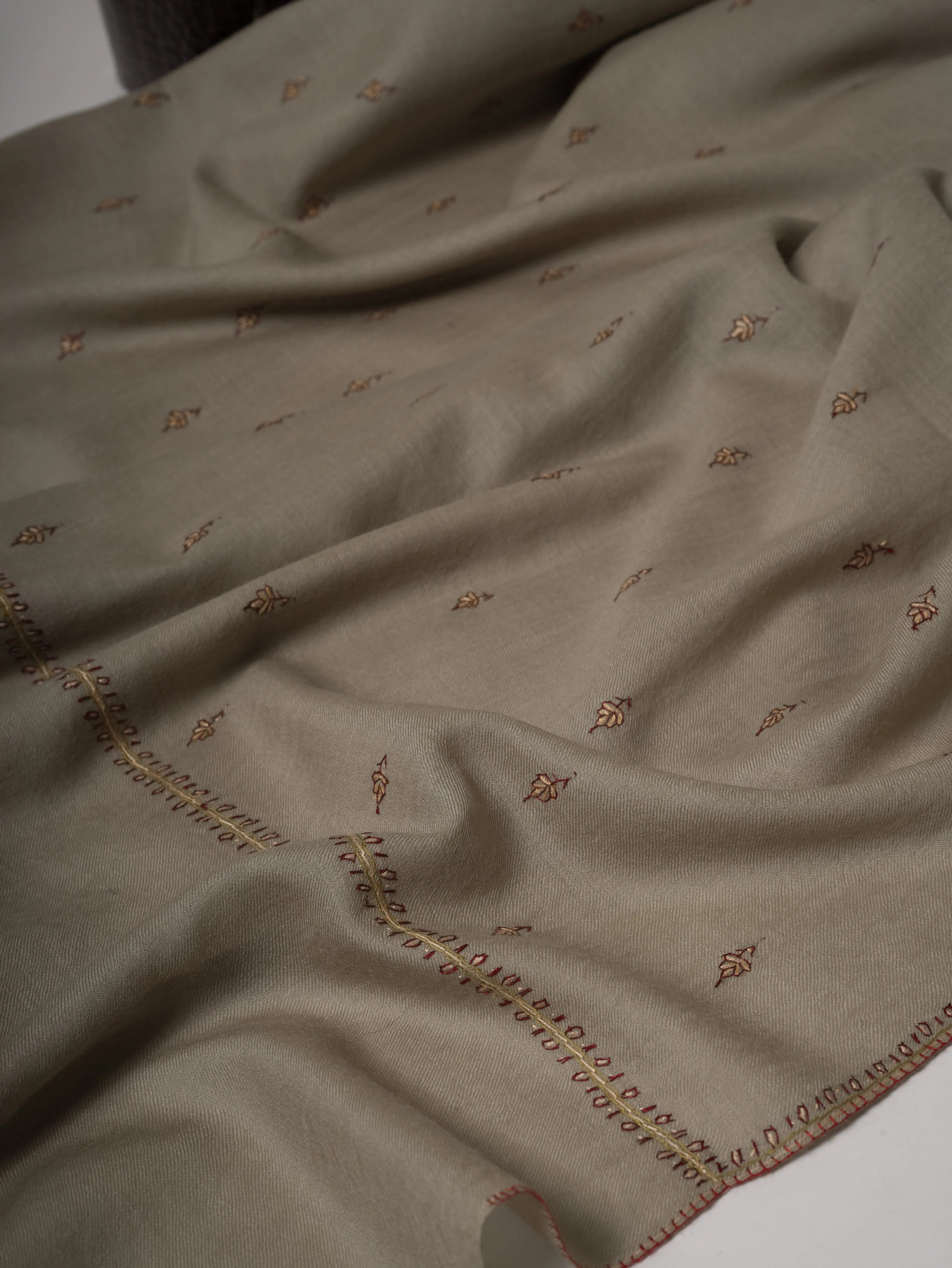 Fine Wool Shawl with Machie Booti Hand Embroidery Shahkaar
