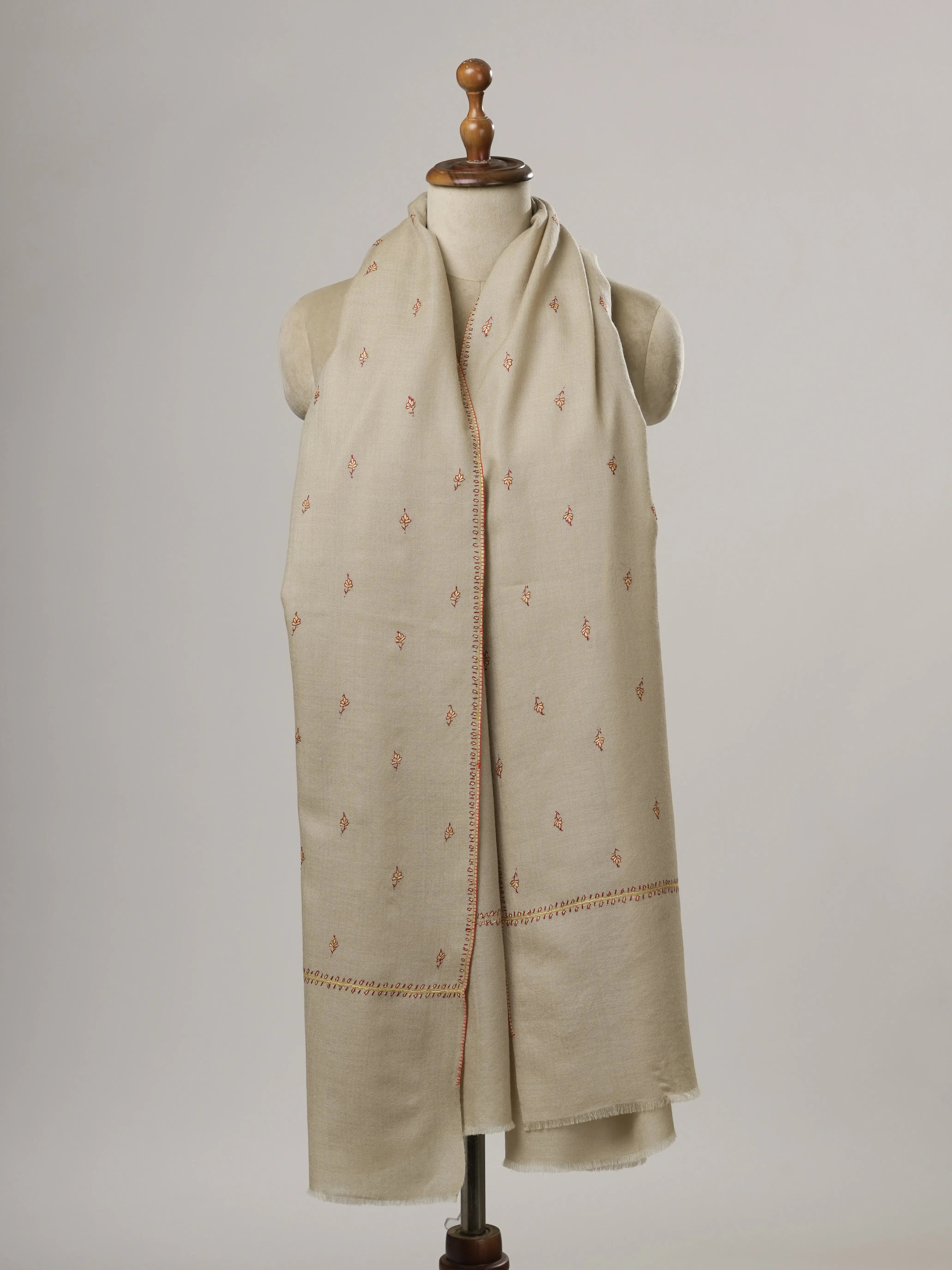 Fine Wool Shawl with Machie Booti Hand Embroidery Shahkaar
