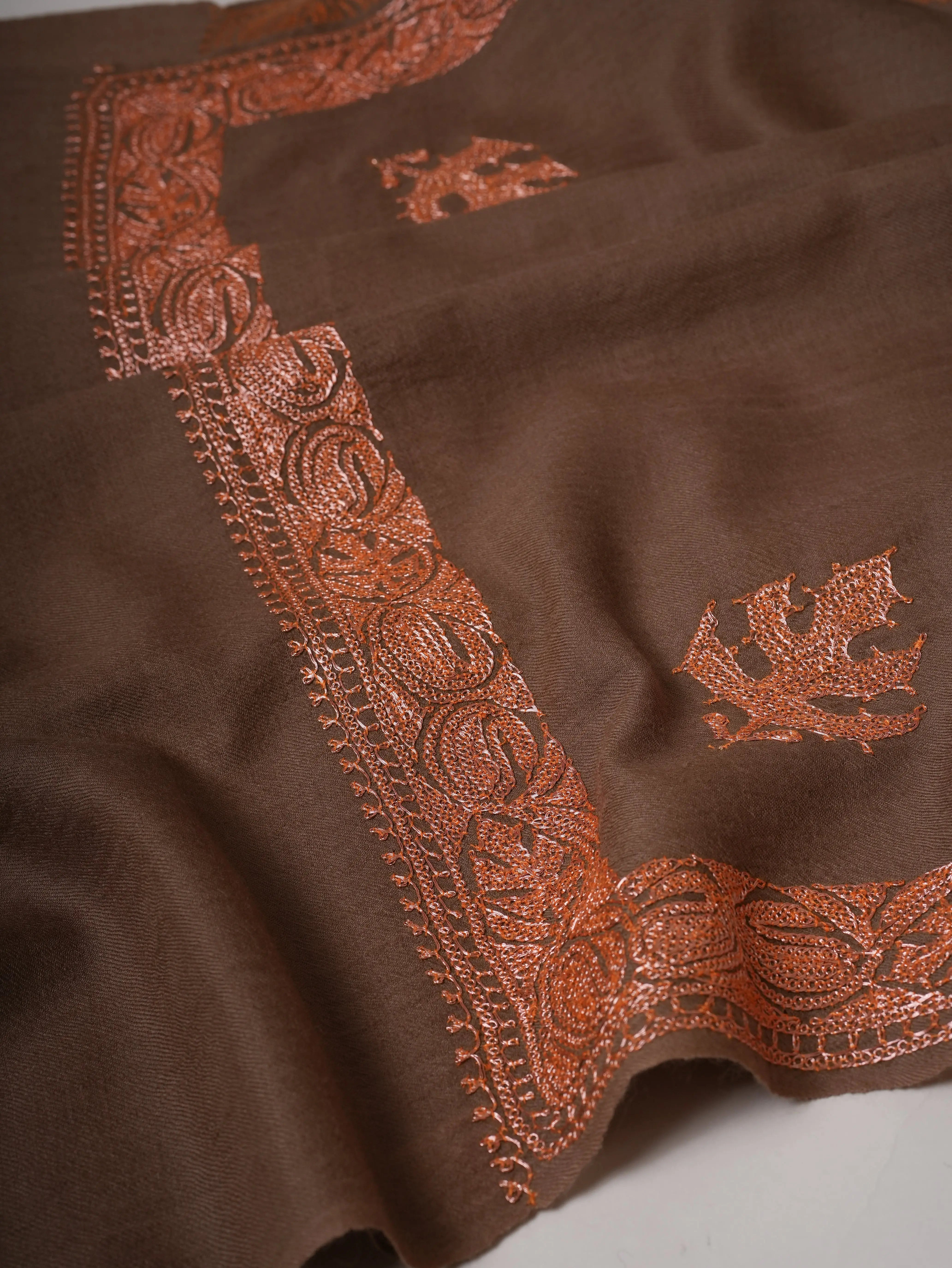 Toosh Color Tilla Neemdaur Hand Embroidered Fine Wool Kashmiri Shawl Shahkaar
