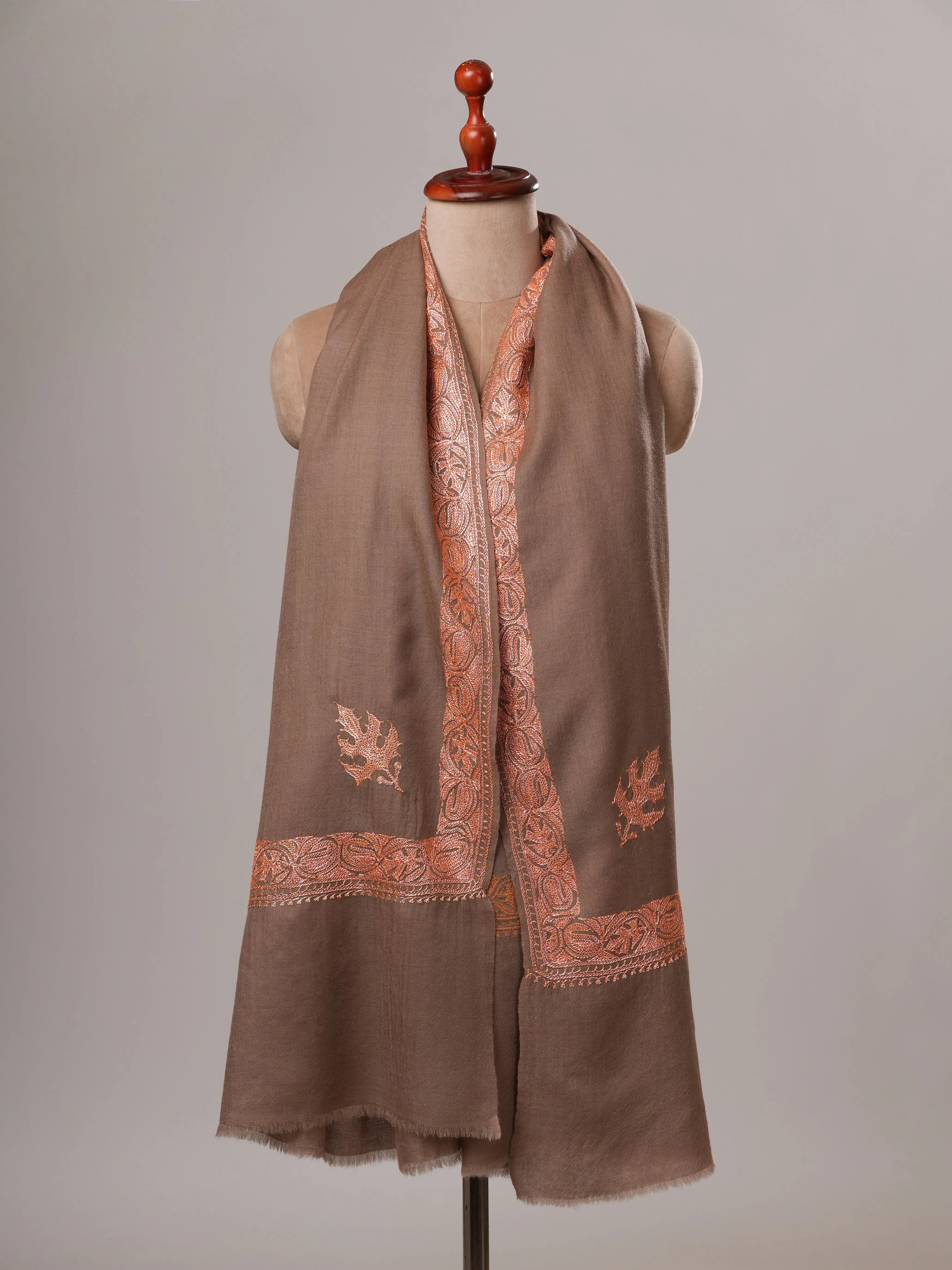 Toosh Color Tilla Neemdaur Hand Embroidered Fine Wool Kashmiri Shawl Shahkaar