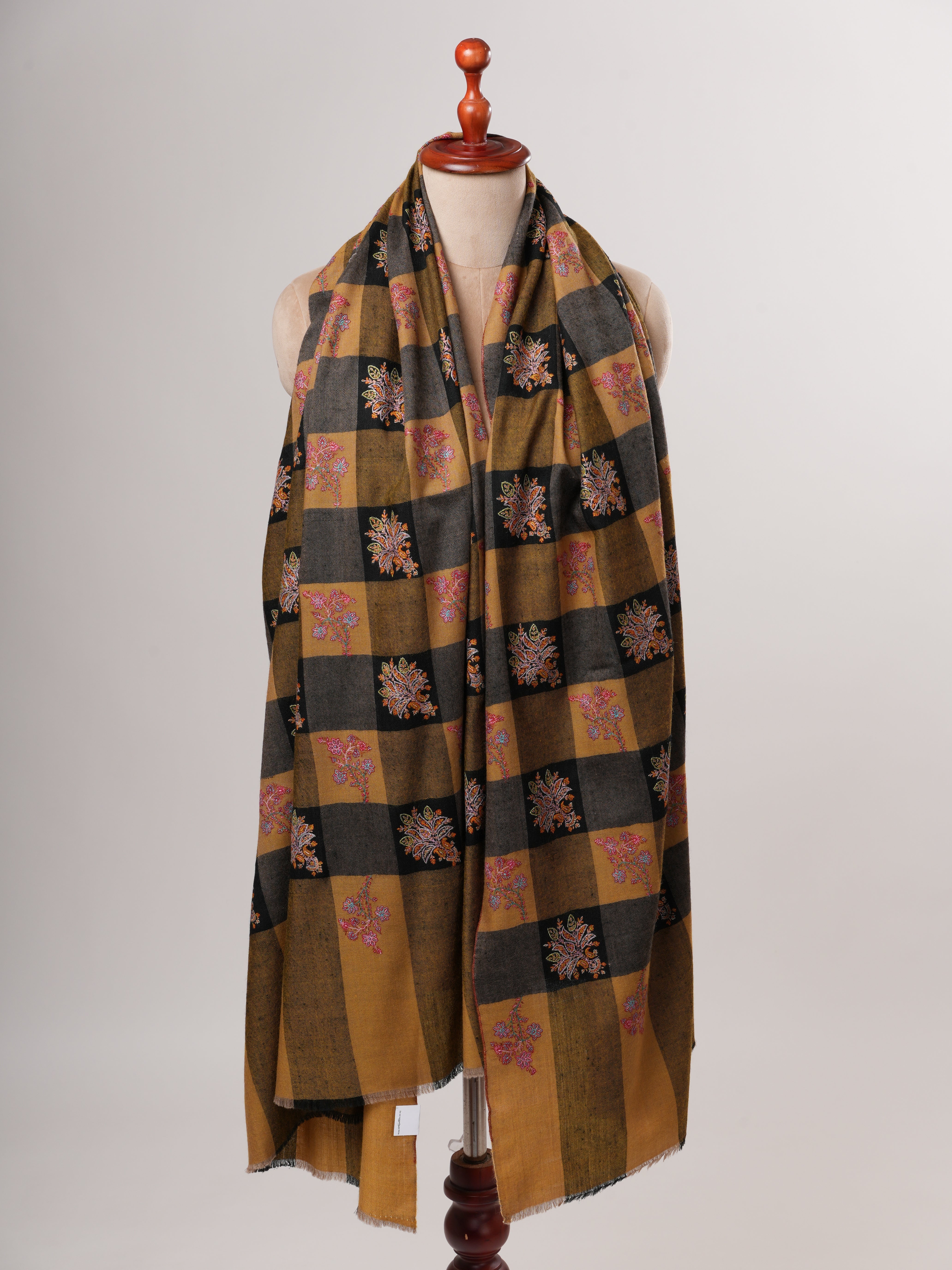 Hand Embroidered Buteh Checkered Kashmiri Pashmina Shawl Shahkaar