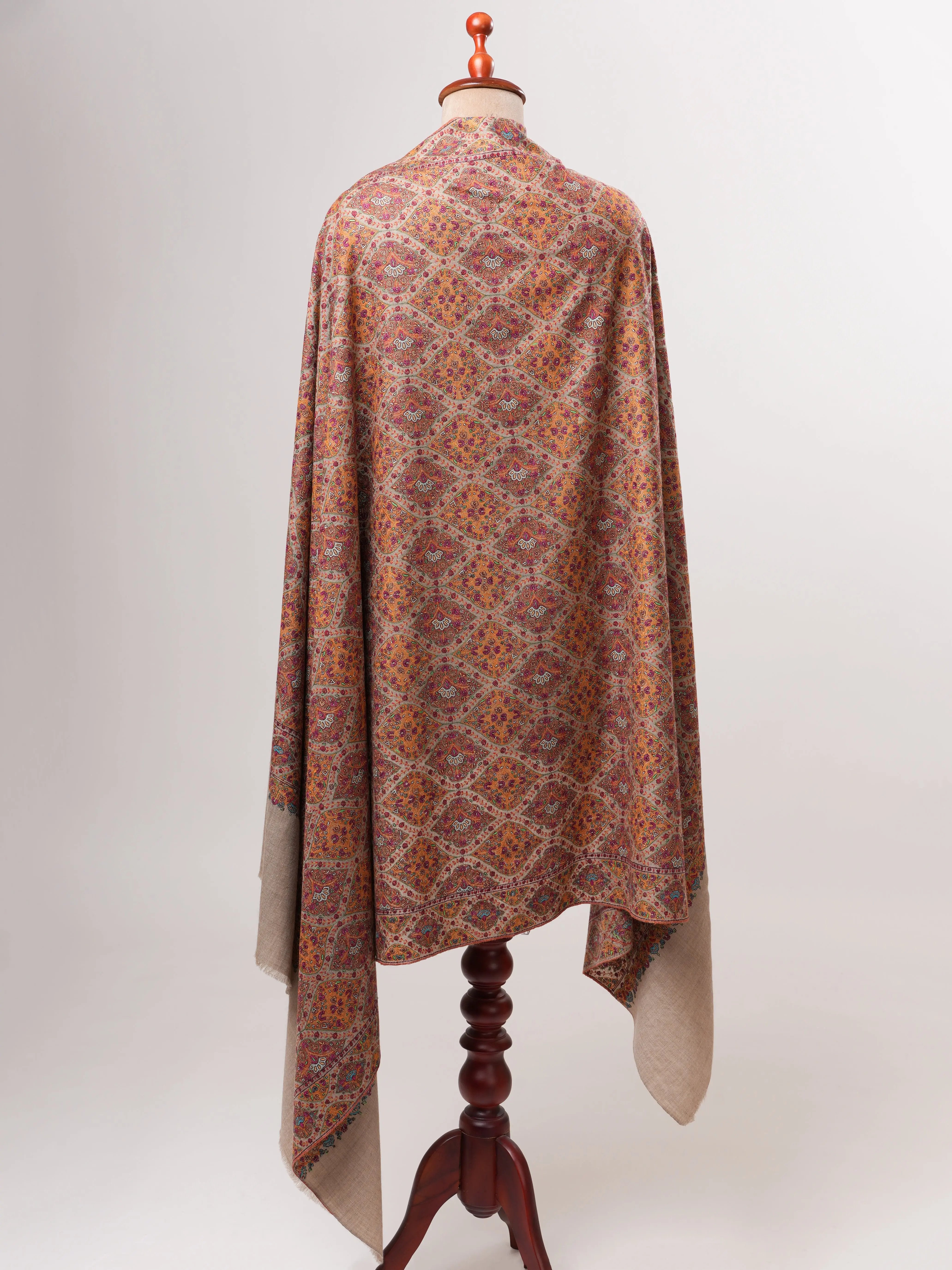 Kashmiri Pashmina Jamavar Shawl in Grey with Detailed Sozni Handwork Shahkaar