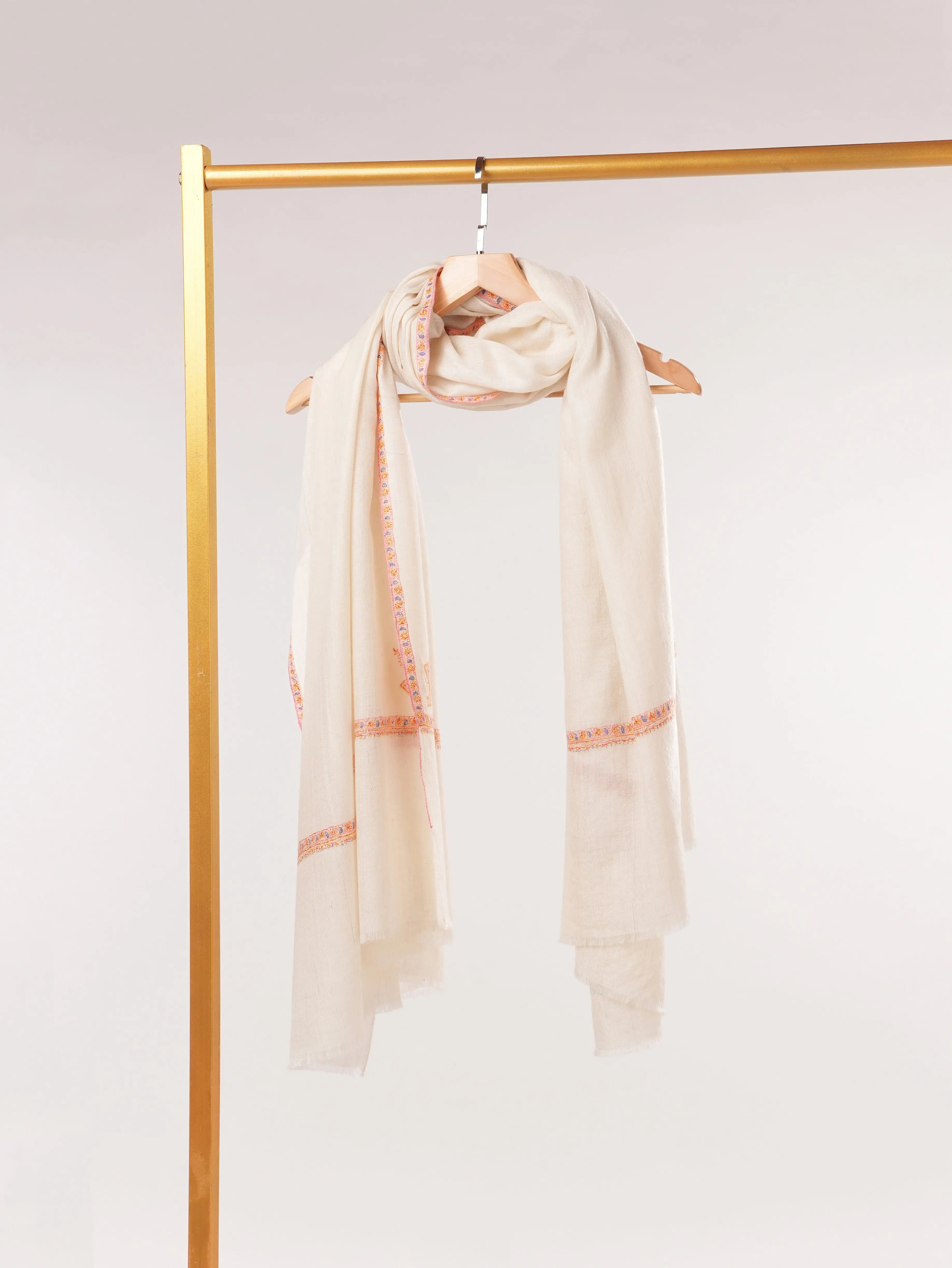 Handwoven Off White Pashmina Shawl with Baildar Hand Embroidery Shahkaar.com