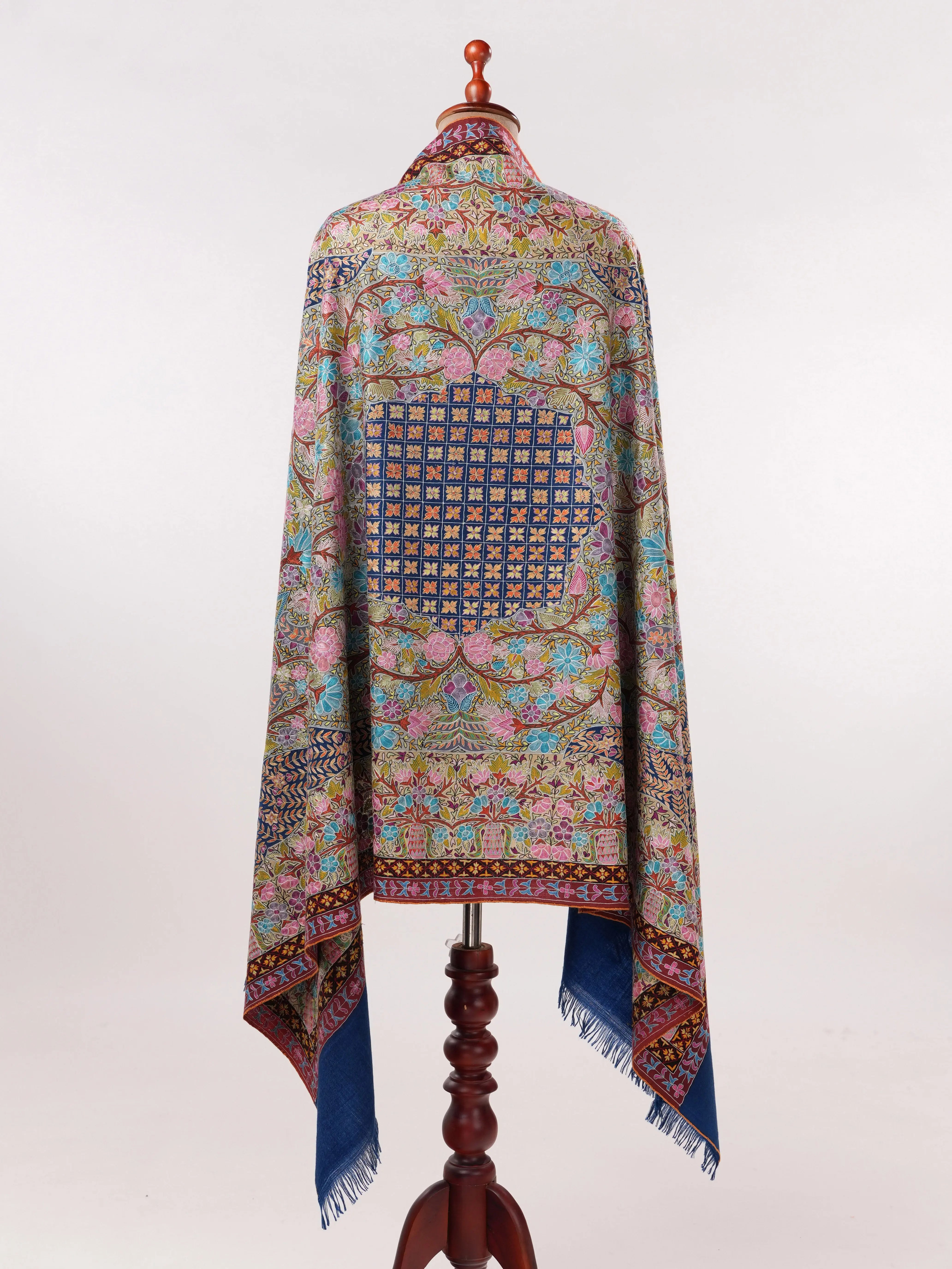 Traditional Kalamkari Hand Embroidered Handwoven Pashmina Shawl Shahkaar.com