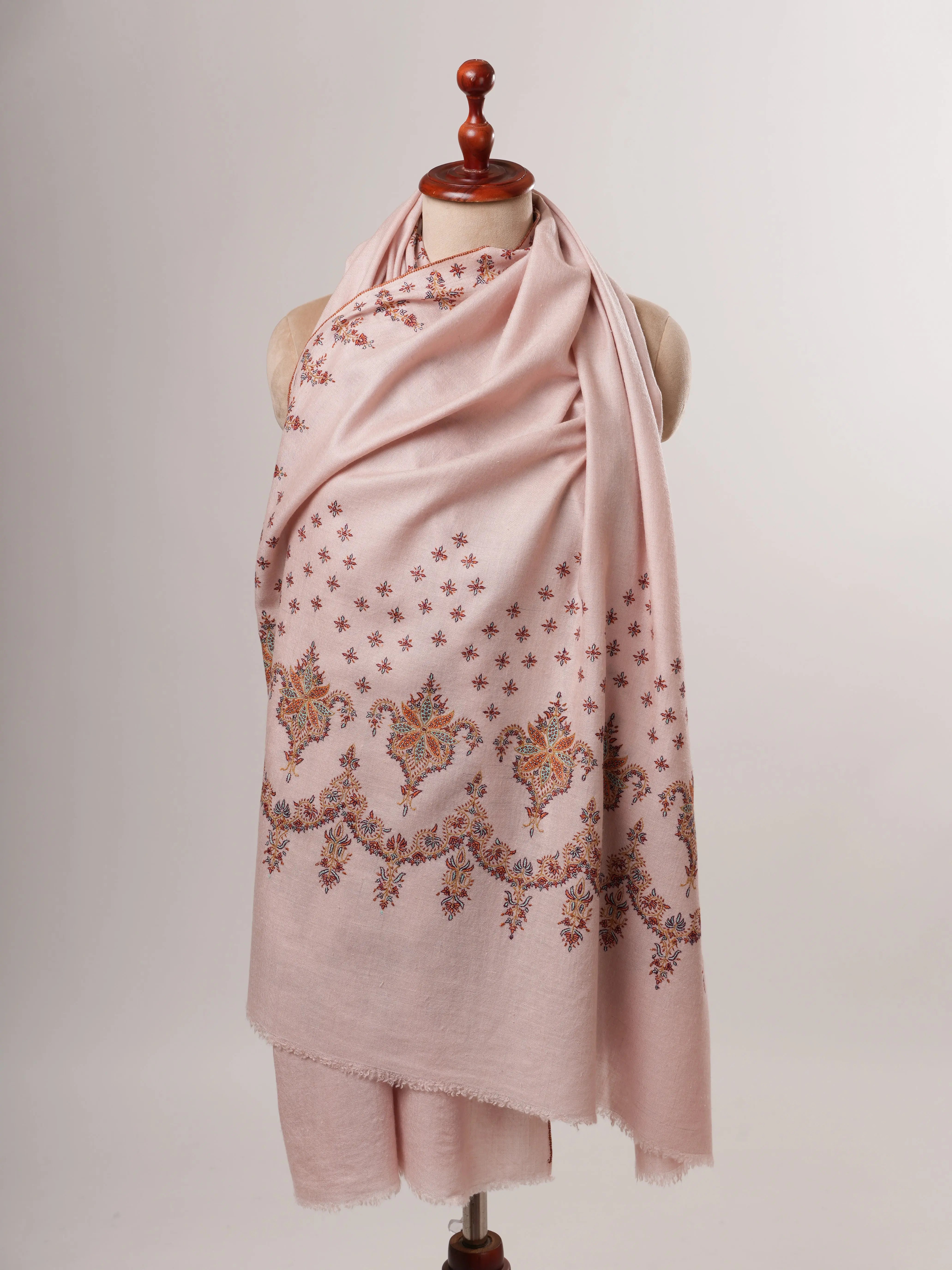 Baby Pink Pashmina Shawl – Hand-Embroidered Palla Design Shahkaar